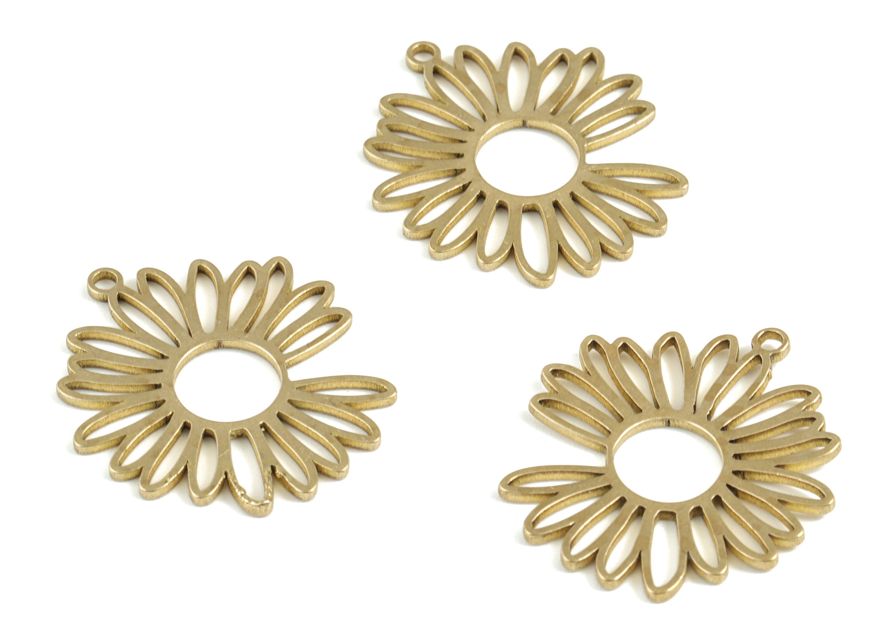 Brass Flower Earring Charms - Raw Brass Flower Pendant - Earring Findings - Jewelry Supplies - 24.91x21.87x1mm - PP3747 - DOMEDBAZAAR