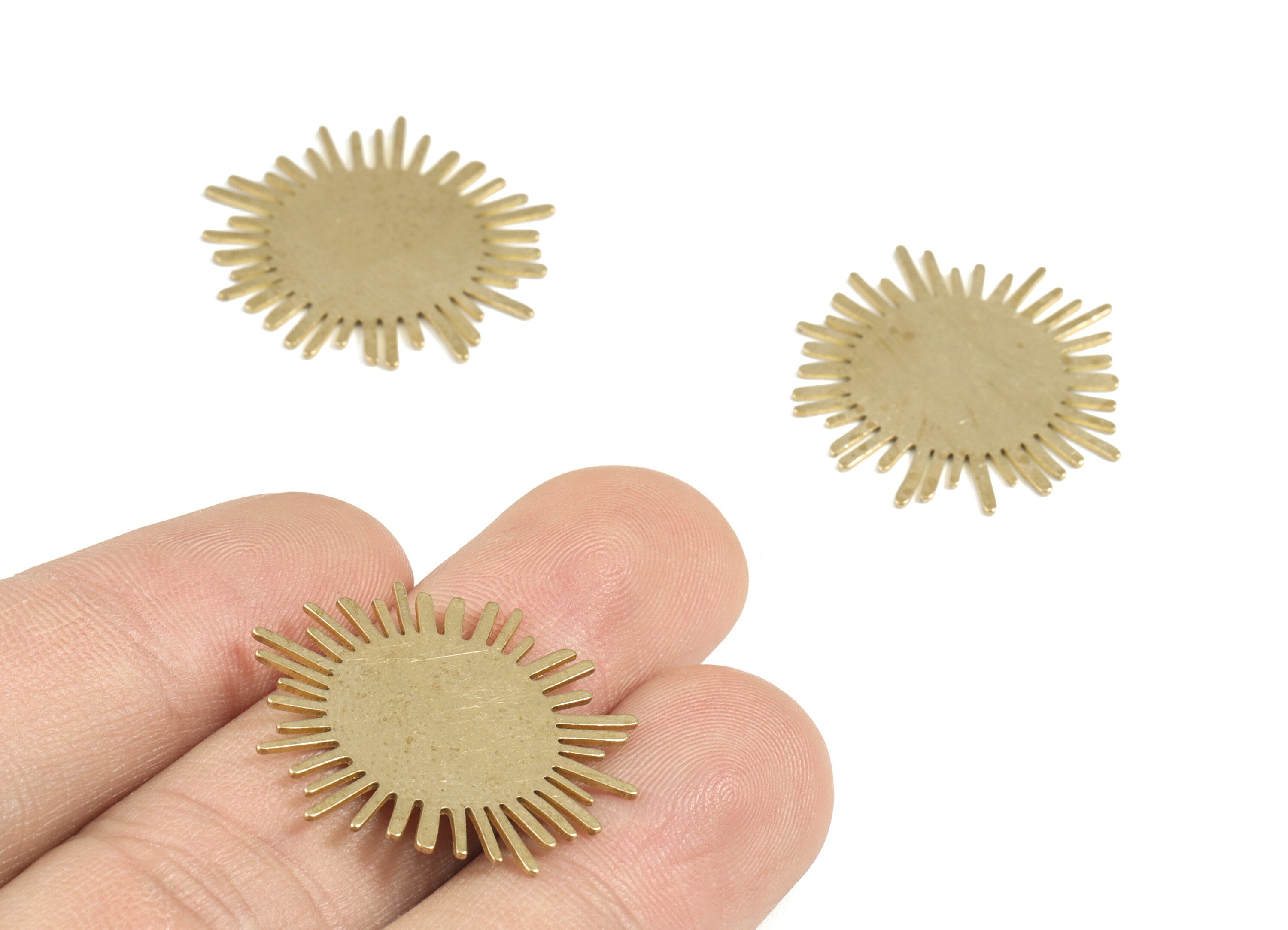 Brass Sun Earring Charms - Raw Brass Sun Pendant - Earring Findings - Jewelry Supplies - 26.49x25.51x0.54mm - PP3705 - DOMEDBAZAAR