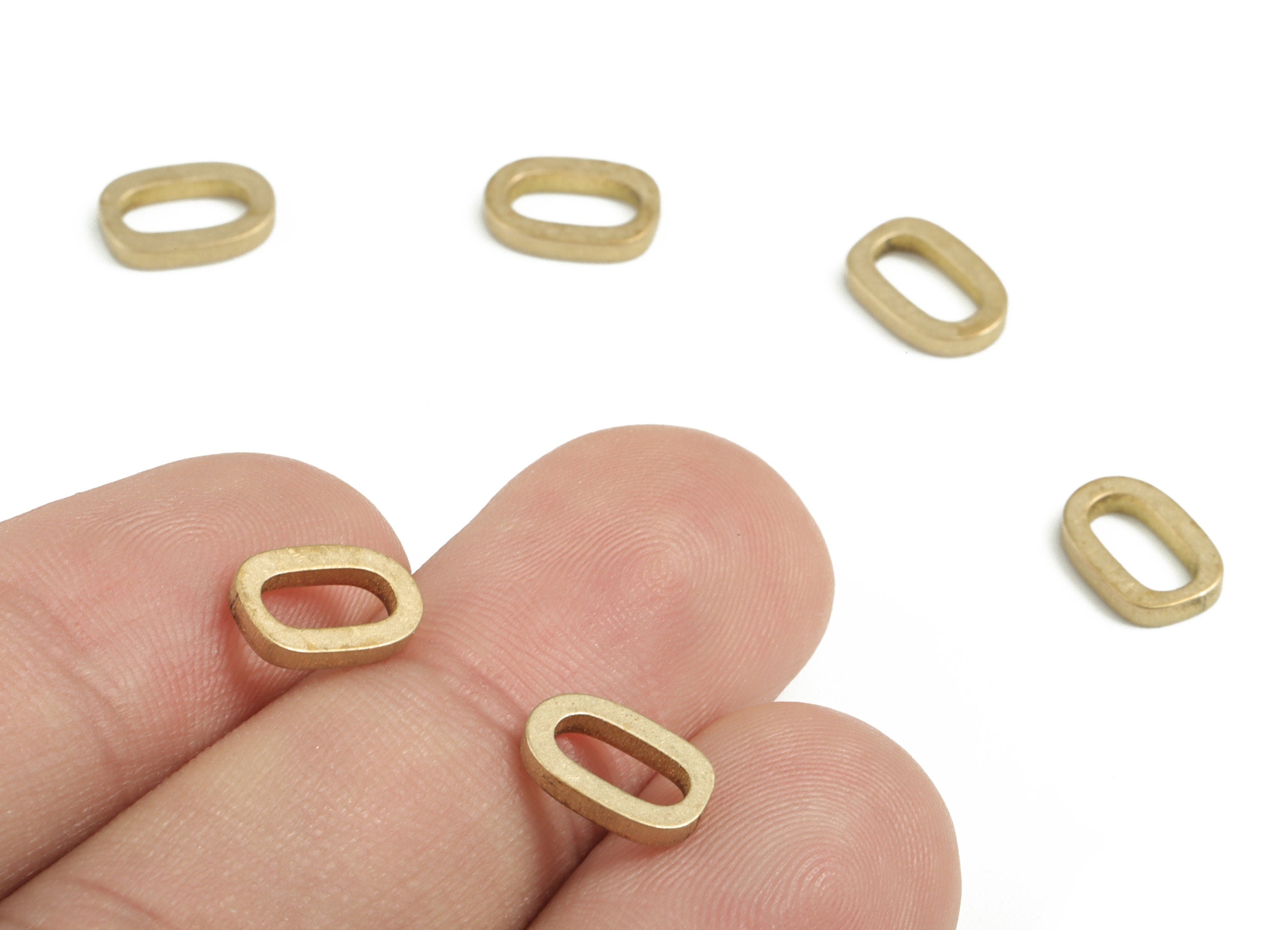 Brass Oval Earring Charms - Raw Brass Oval Pendant - Earring Findings - DIY Jewelry Supplies - 9.4x6.35x1.46mm - PP3744 - DOMEDBAZAAR