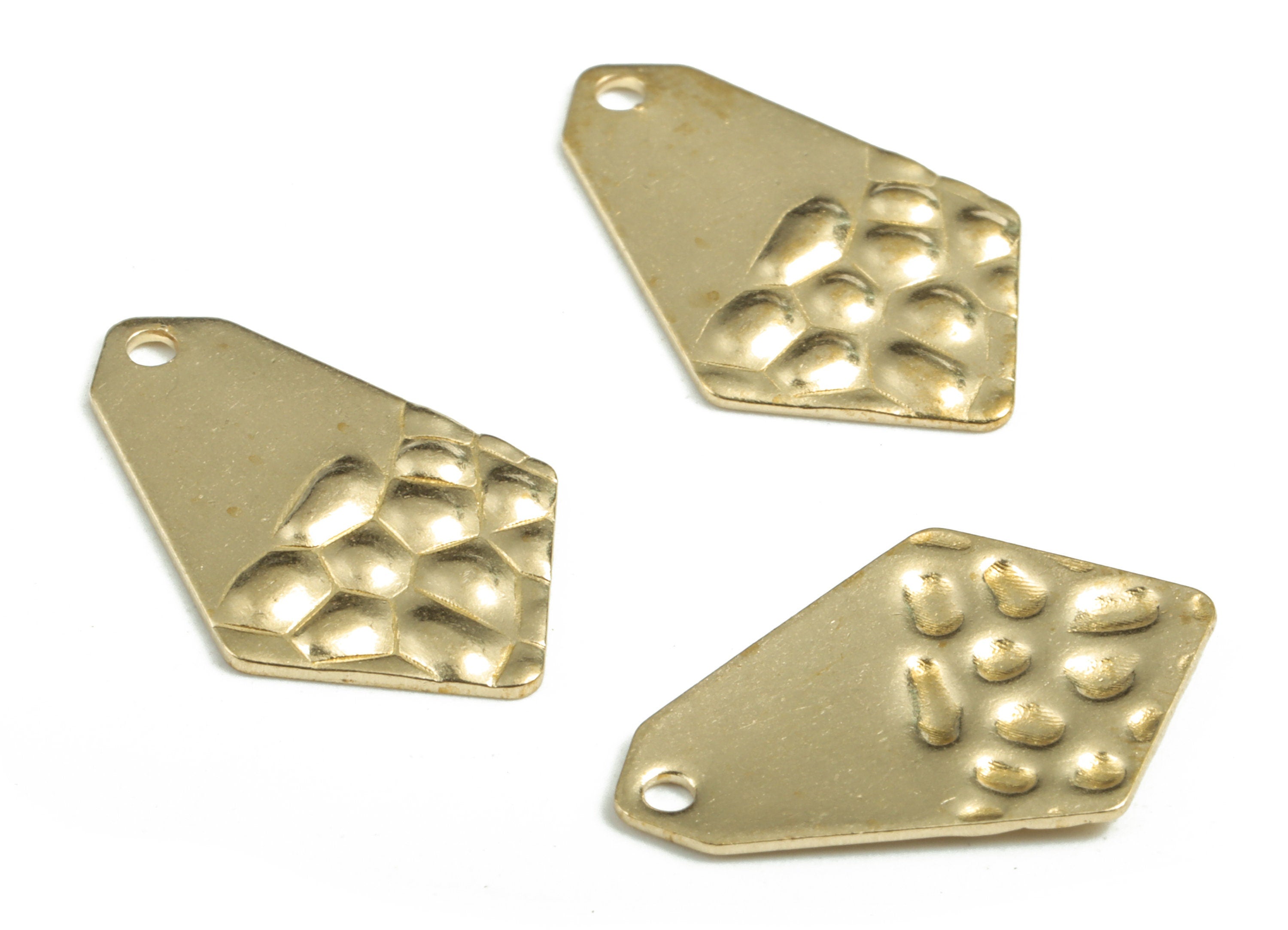 Brass Diamond Earring Charms - Raw Brass Hammered Diamond Pendant - Earring Findings - Jewelry Supplies - 19.55x12.59x1.09mm - PP3617 - DOMEDBAZAAR