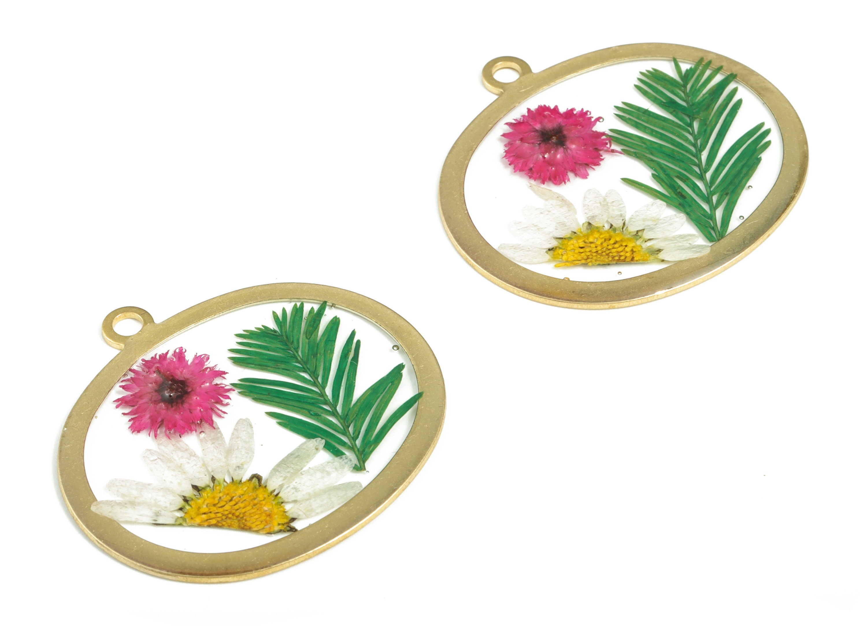 Resin Oval Earring Charms - Resin Real Flower Pendant - Raw Brass  - Jewelry Making Supplies - 37.55x35.05x1.91mm - RC1145 - DOMEDBAZAAR