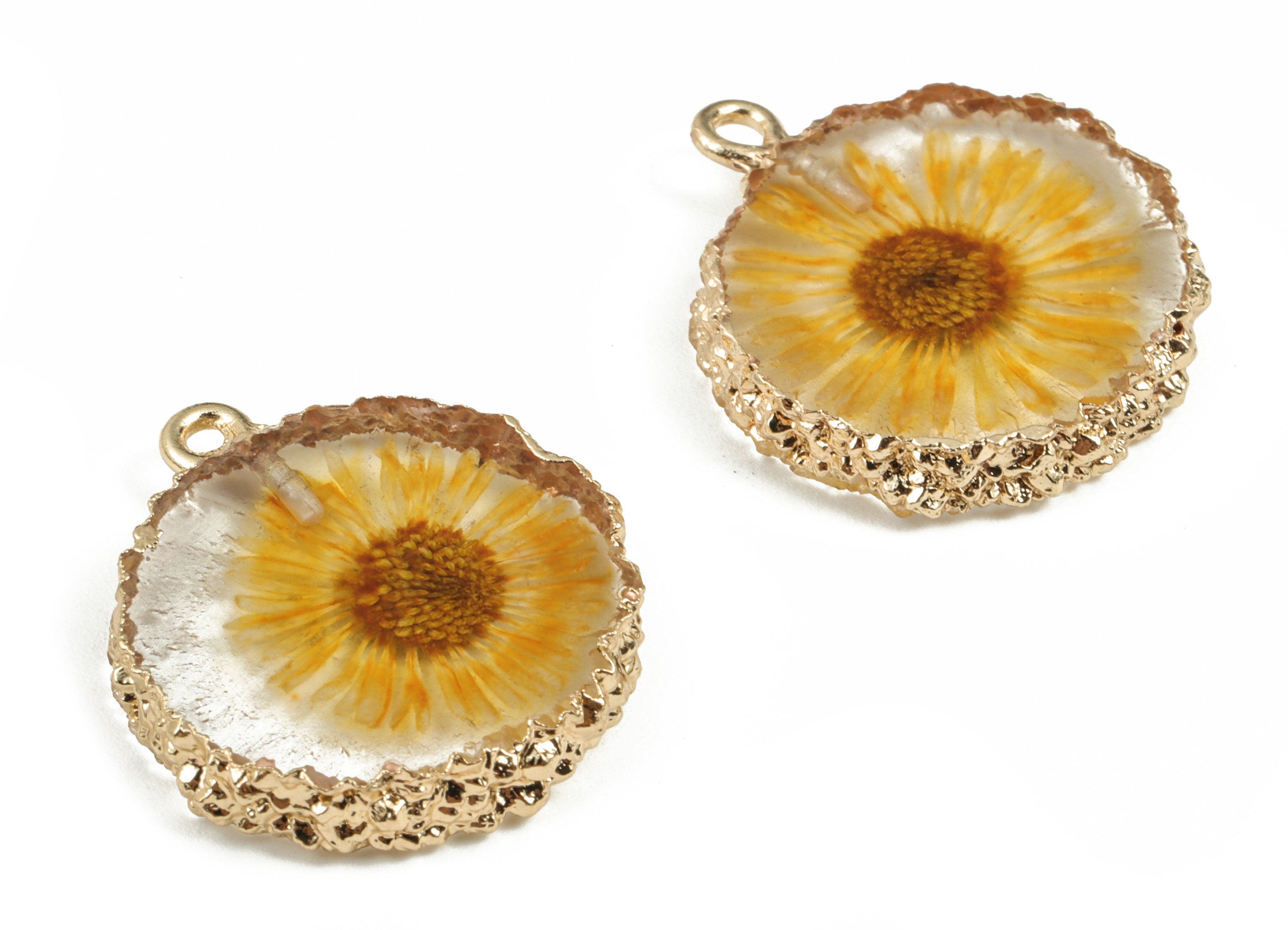 Resin Round Earring Charms - Resin Real Yellow Flower Pendant - Gold Tone Plated Resin - Jewelry Supplies - 25.75x20.73x4.59mm - RC1139 - DOMEDBAZAAR