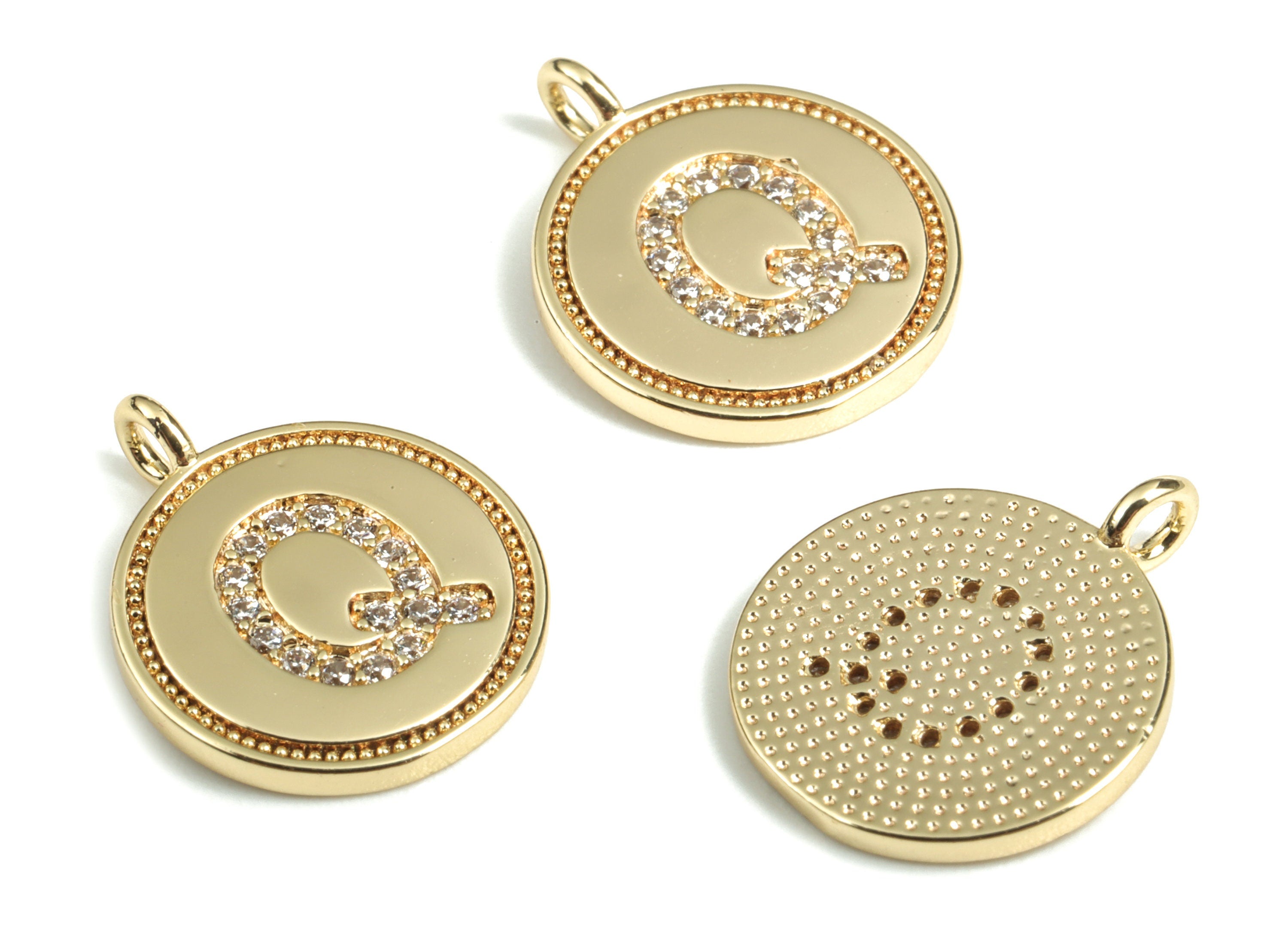 Brass Round Letter Q Charm – Initial Q Gold Round Pendant – 18k Real Gold Plated Brass Earring Charms – 14.72x11.88x1.39mm - RGP2853Q - DOMEDBAZAAR