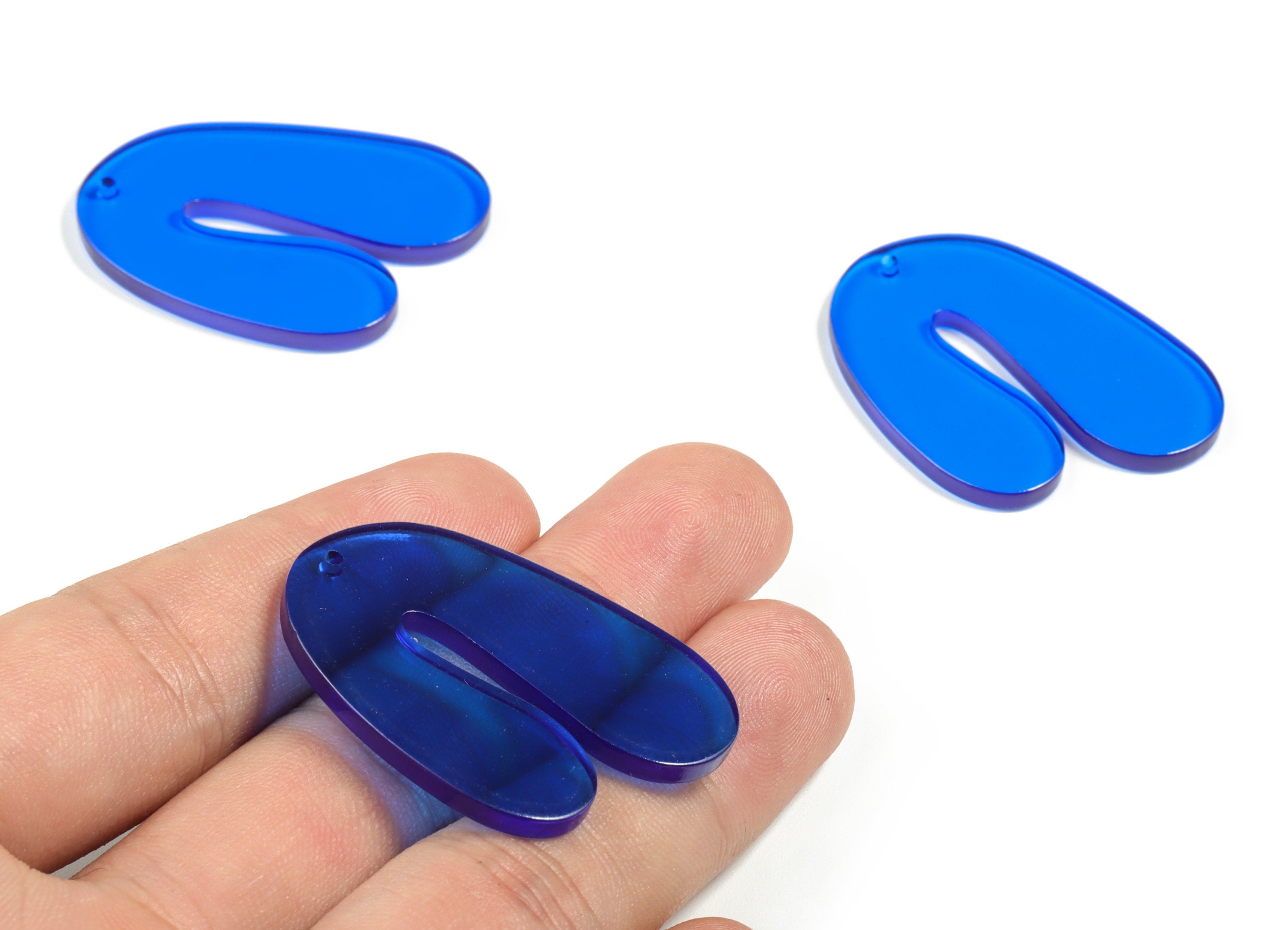 Acrylic U Earring Charms - Blue Acrylic U Pendant - Earring Finding - Jewelry Supplies - Color Code: A70 - 40.64x29.77x2.86mm - AC2088-A70 - DOMEDBAZAAR