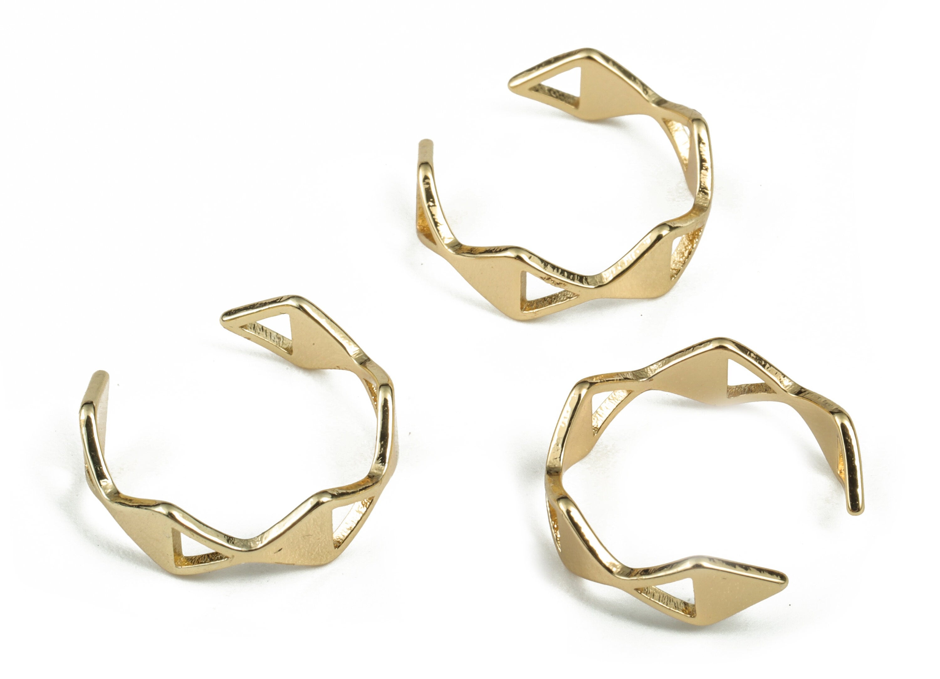 Brass Wire Ear Cuff Earrings Charms – Brass Wire Round Ear Cuff - 18K Real Gold Plated Brass - 13.75x13.98x1.01mm - RGP2836 - DOMEDBAZAAR