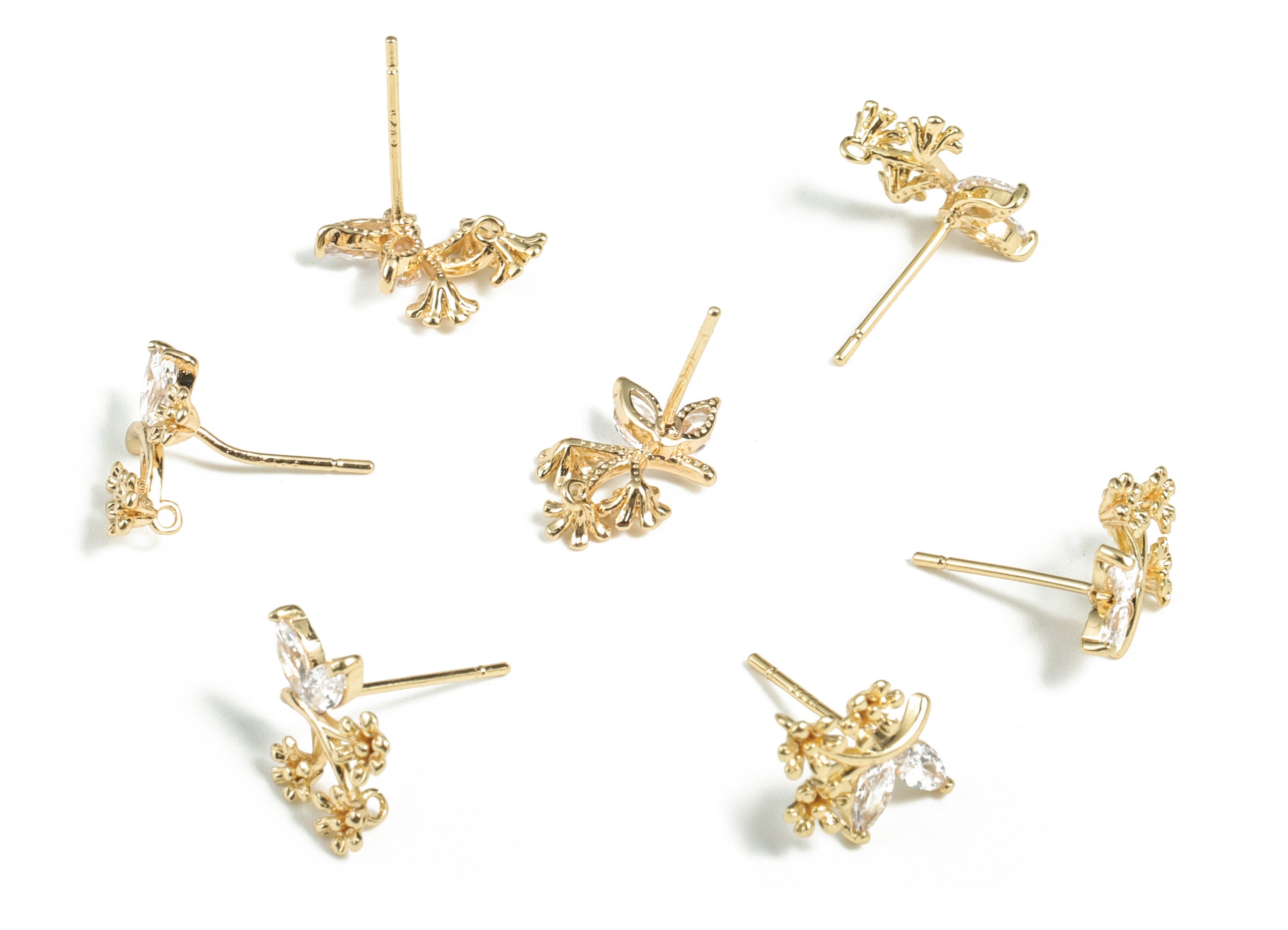 Vintage Bohemian Leaf Flower Gold Stud - Brass 316 Surgical Stainless Steel Stud - 18K Real Gold Plated Brass - 14.55x9.8x2.79mm - RGP2807 - DOMEDBAZAAR