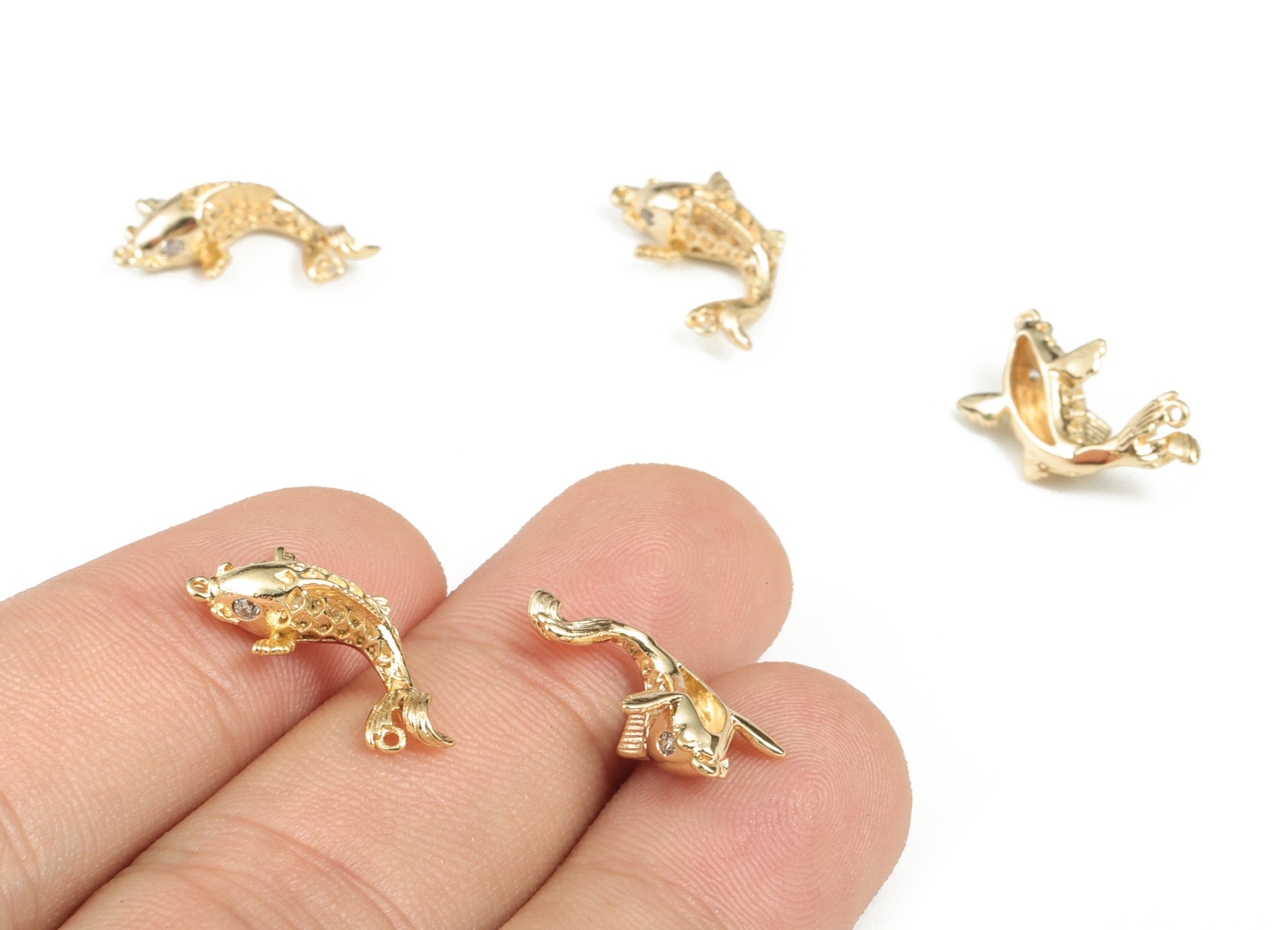 Brass Fish Earring Connector With Zircons - 18K Real Gold Plated Fish Charms – Fish Bracelet Charm – 18.45x10.27x4.93mm – RGP2846 - DOMEDBAZAAR