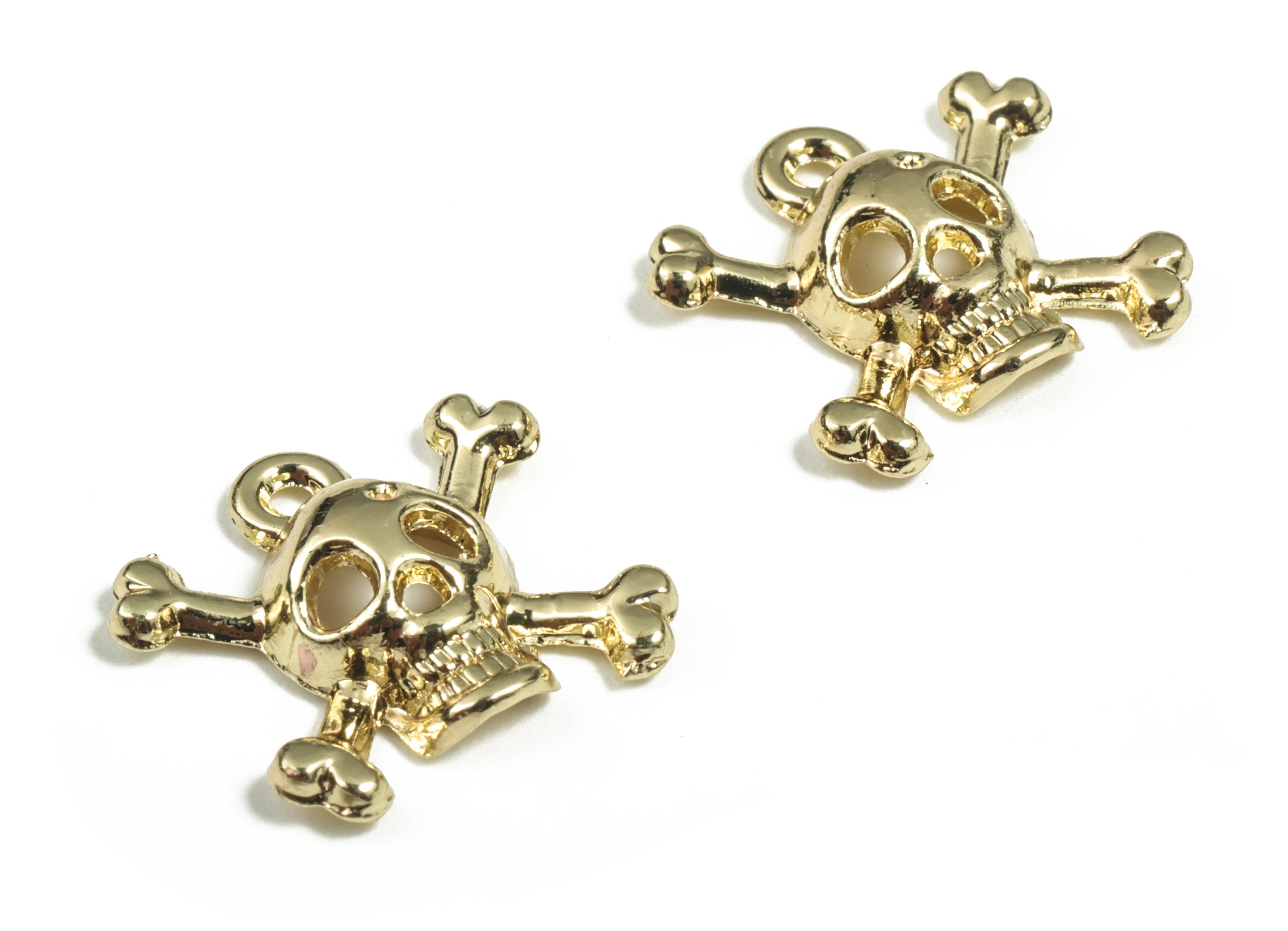 Alloy Pirate Pendant - Alloy Skull and Crossbones Earring Charms - Gold Tone Plated Alloy - Jewelry Supplies - 16.36x15.27x4.13mm - ZZ1779 - DOMEDBAZAAR