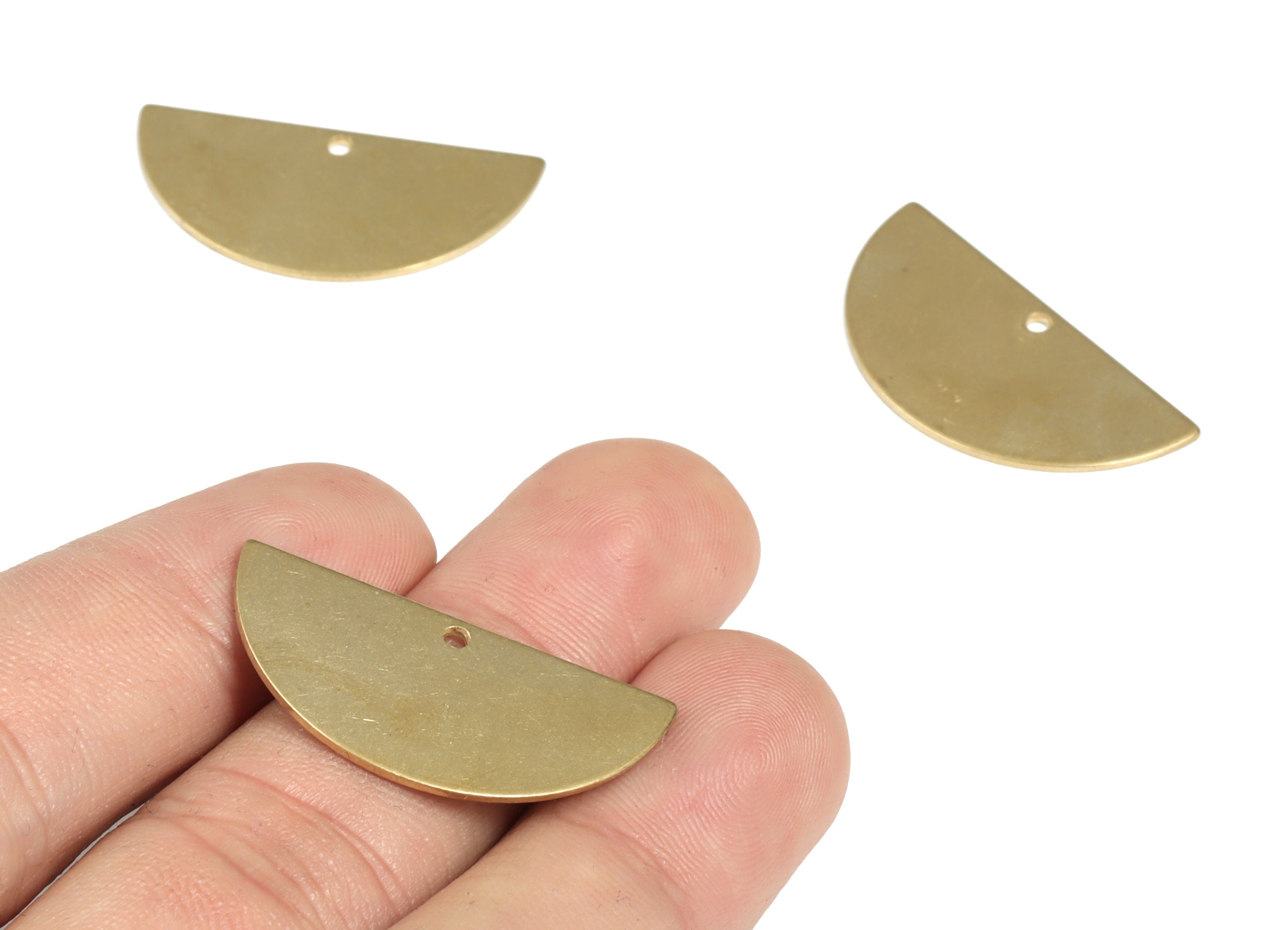 Personalized stamping blank - Brass Half Moon Earring Charms - Raw Brass Semi circle Pendant - Earring Findings  - 30x15x0.81mm - PP3780 - DOMEDBAZAAR