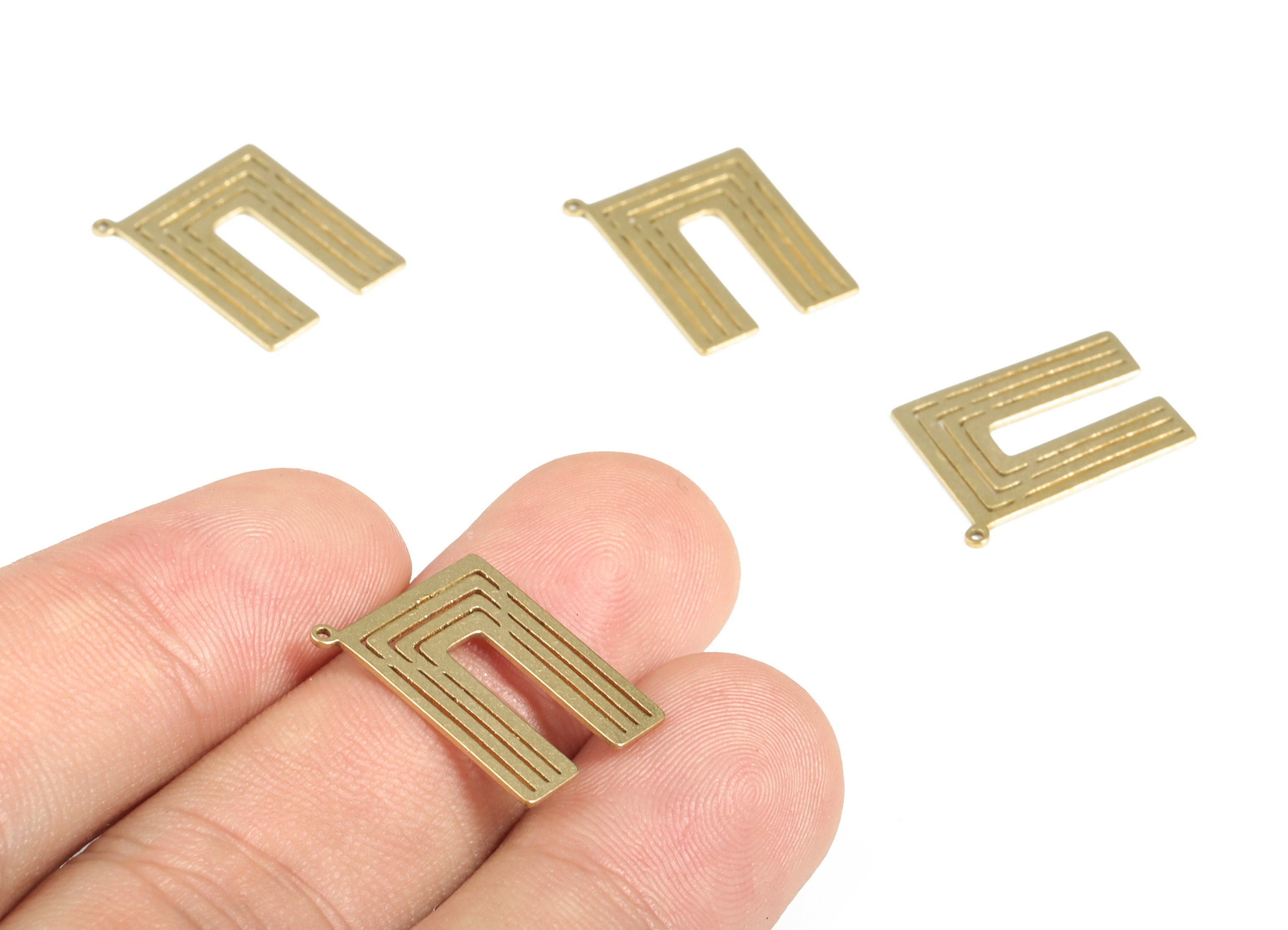 Brass U Shaped Geometry Charms Earring - Raw U Shaped Streaked Pendant - Earring Findings - Jewelry Supplies - 18.34x14.13x0.6mm - PP4046 - DOMEDBAZAAR