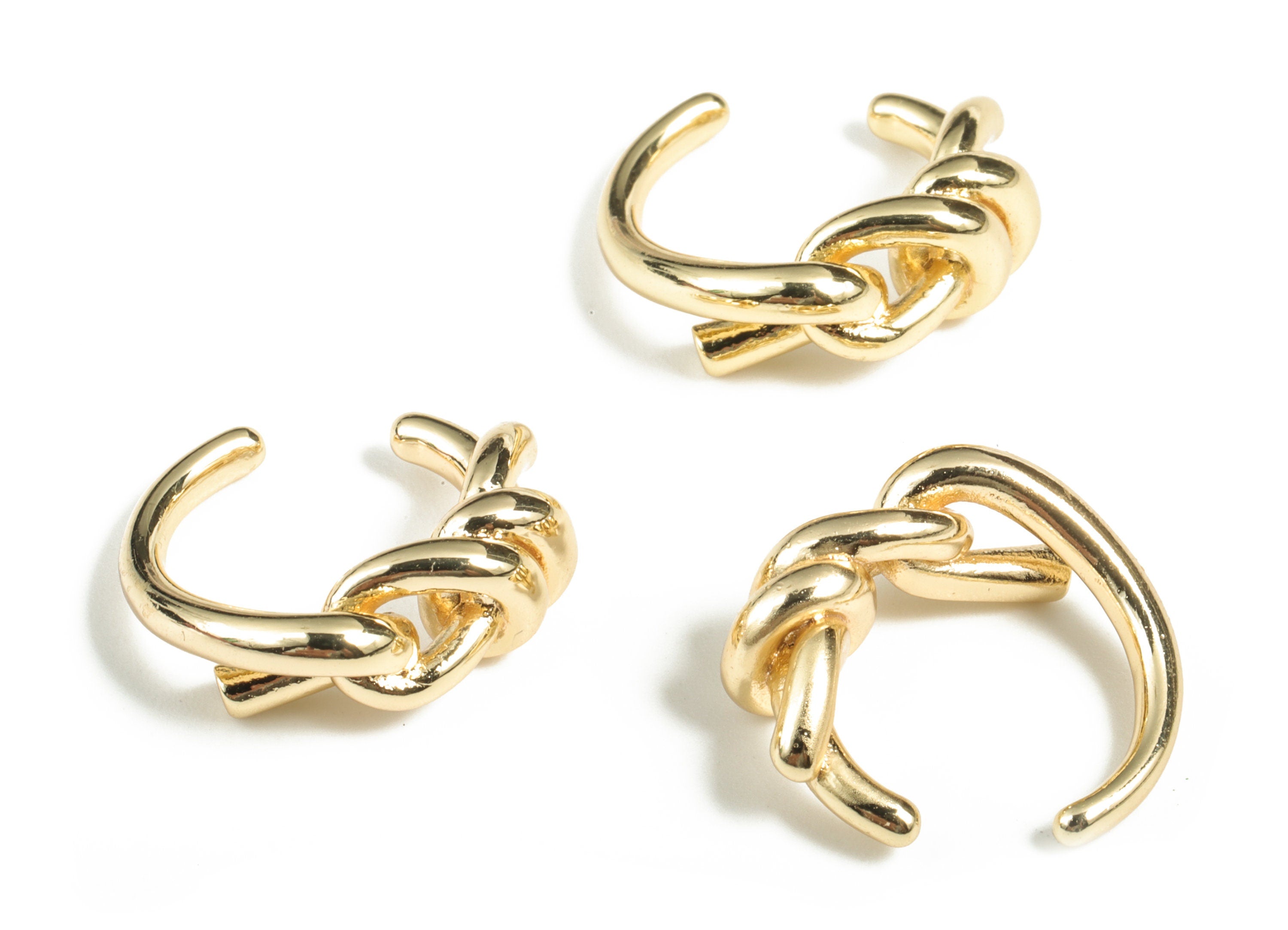 Twisted Ear Cuff Earrings - Ear Cuff No piercing - Ear Cuff Fake Piercing - 18K Real Gold Plating - 17.29x16.42x4.69 mm - RGP2895 - DOMEDBAZAAR