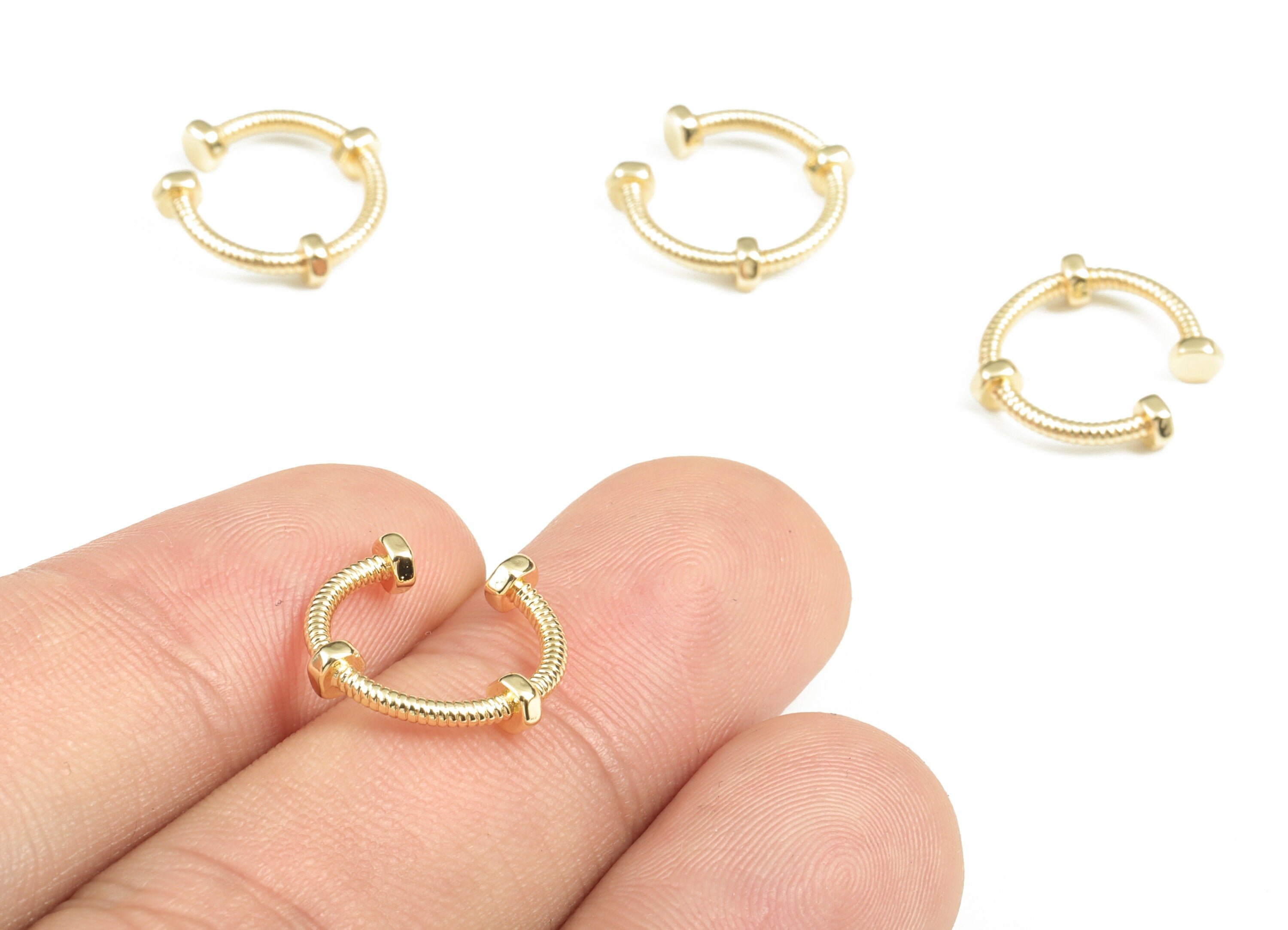 Brass Ear Cuff No Piercing - Ear Cuffs – Earring Gold Cuff - Ear Cuff non pierced - Gold fake piercing - 13.85x13.74x3.28mm - RGP2912 - DOMEDBAZAAR