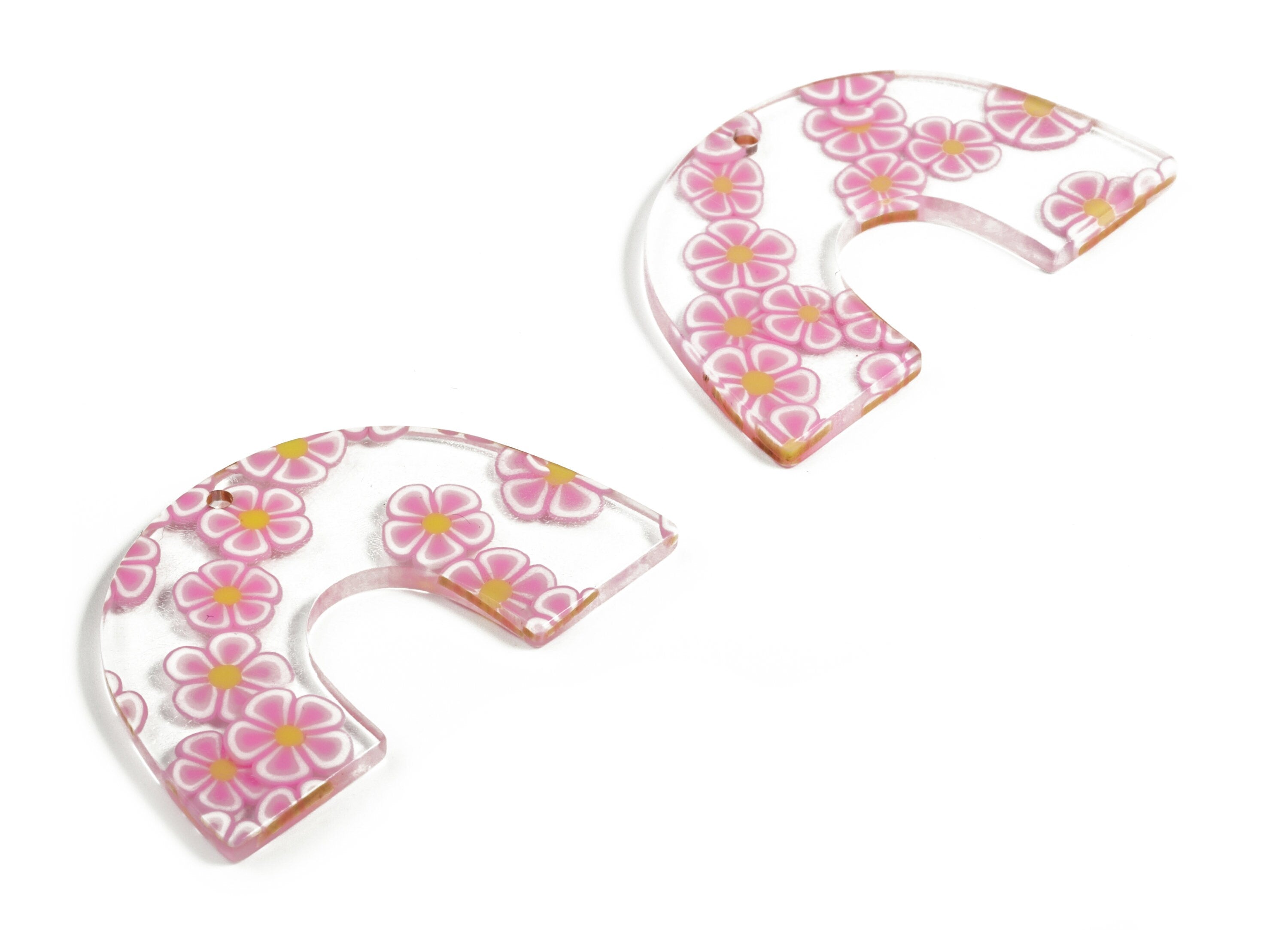 Acrylic Semicircle Earring Charms – Acrylic Pink Flower U Pendant - Jewelry Supplies - Color Code:A589 – 40.14x25.65x2.47mm - AC2018-A589 - DOMEDBAZAAR