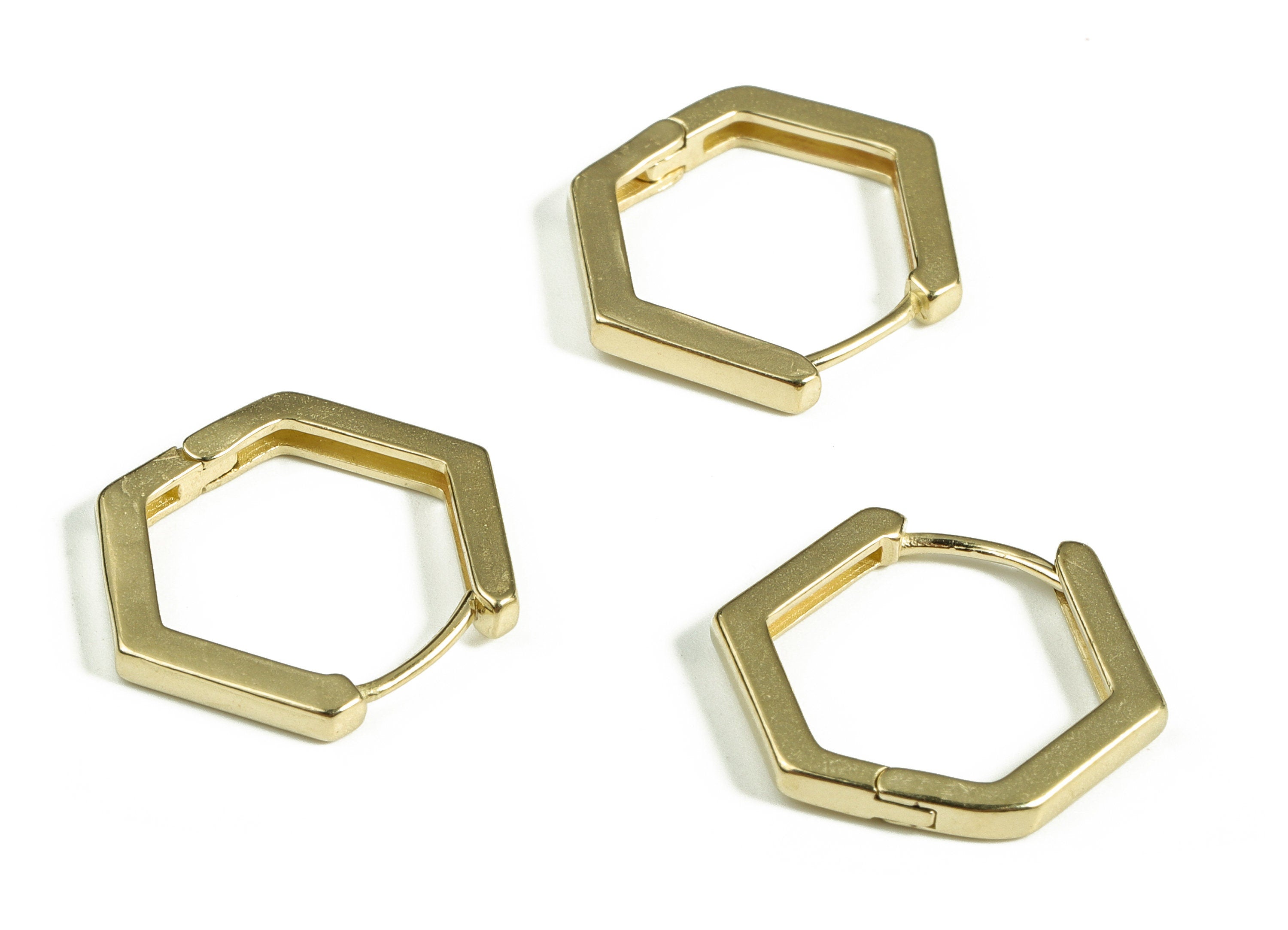 Brass Hexagon Hoop Earring - Raw Brass Minimalist Hoop Earrings – Geometric Earring Finding - Jewelry Supplies - 18.04×15.13×1.84mm - PP4080 - DOMEDBAZAAR