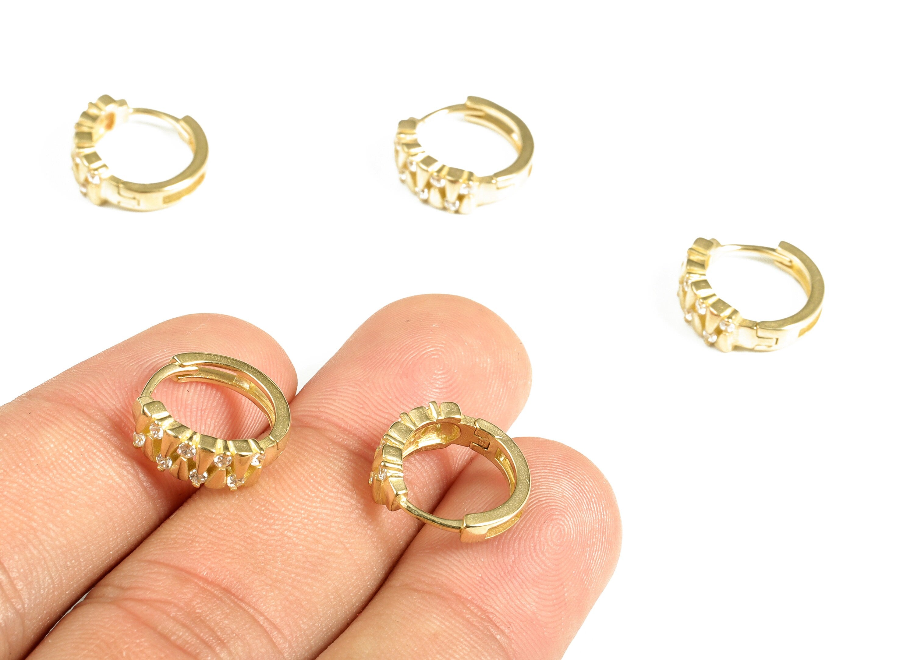 Brass Zircon Hoop Earring – Zircon Huggies Hoop Earrings – Dainty Earring - Brass Earring Jewelry Supply - 13.74×13.09×2.46mm - PP4098 - DOMEDBAZAAR