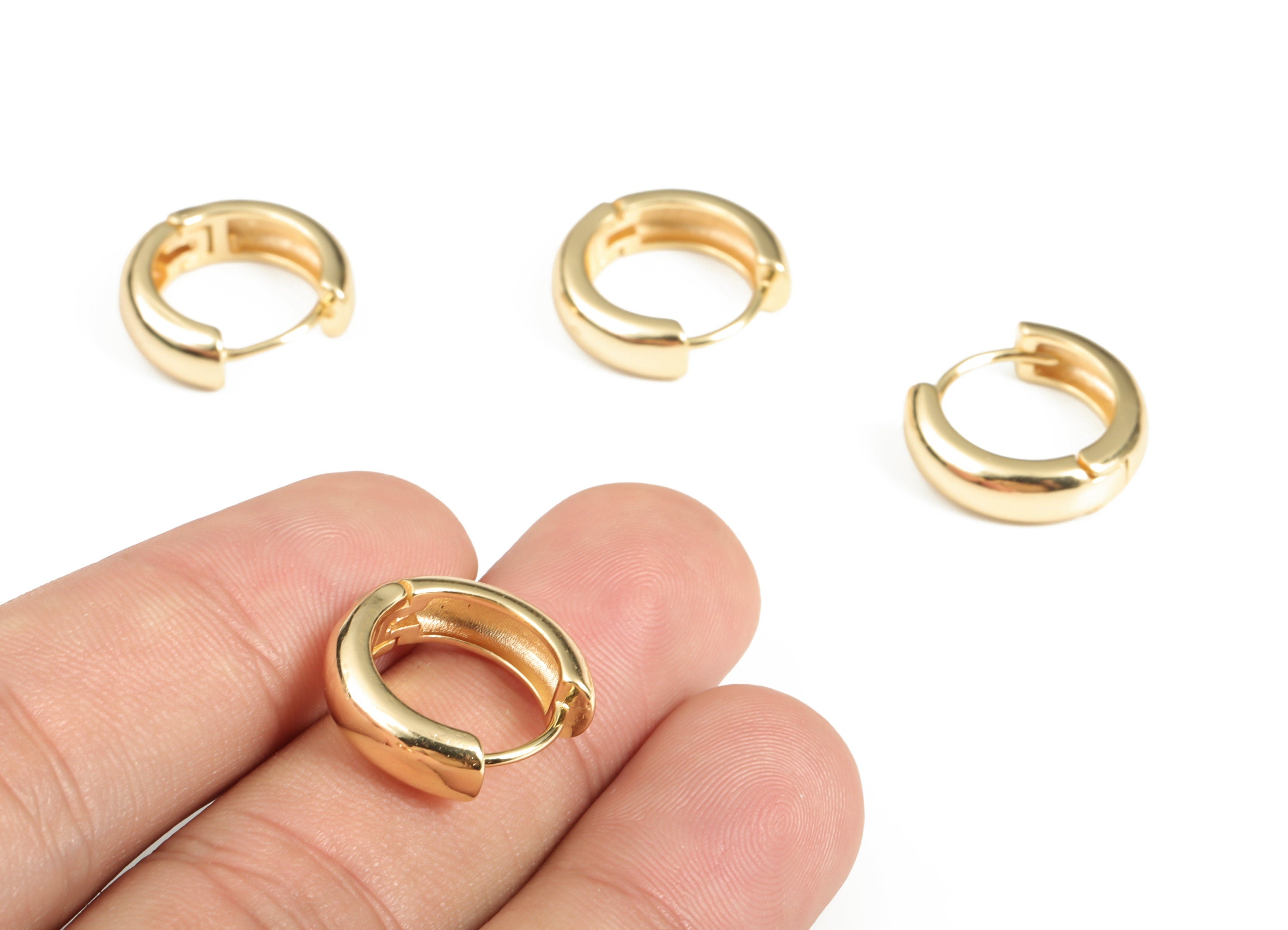 Plain Hoop Earrings – Brass Thick Huggie Hoop Earrings – Chunky Hoops - 18K  Real Gold Plated Brass - 17.55×16.36×5.15mm - RGP3036 - DOMEDBAZAAR