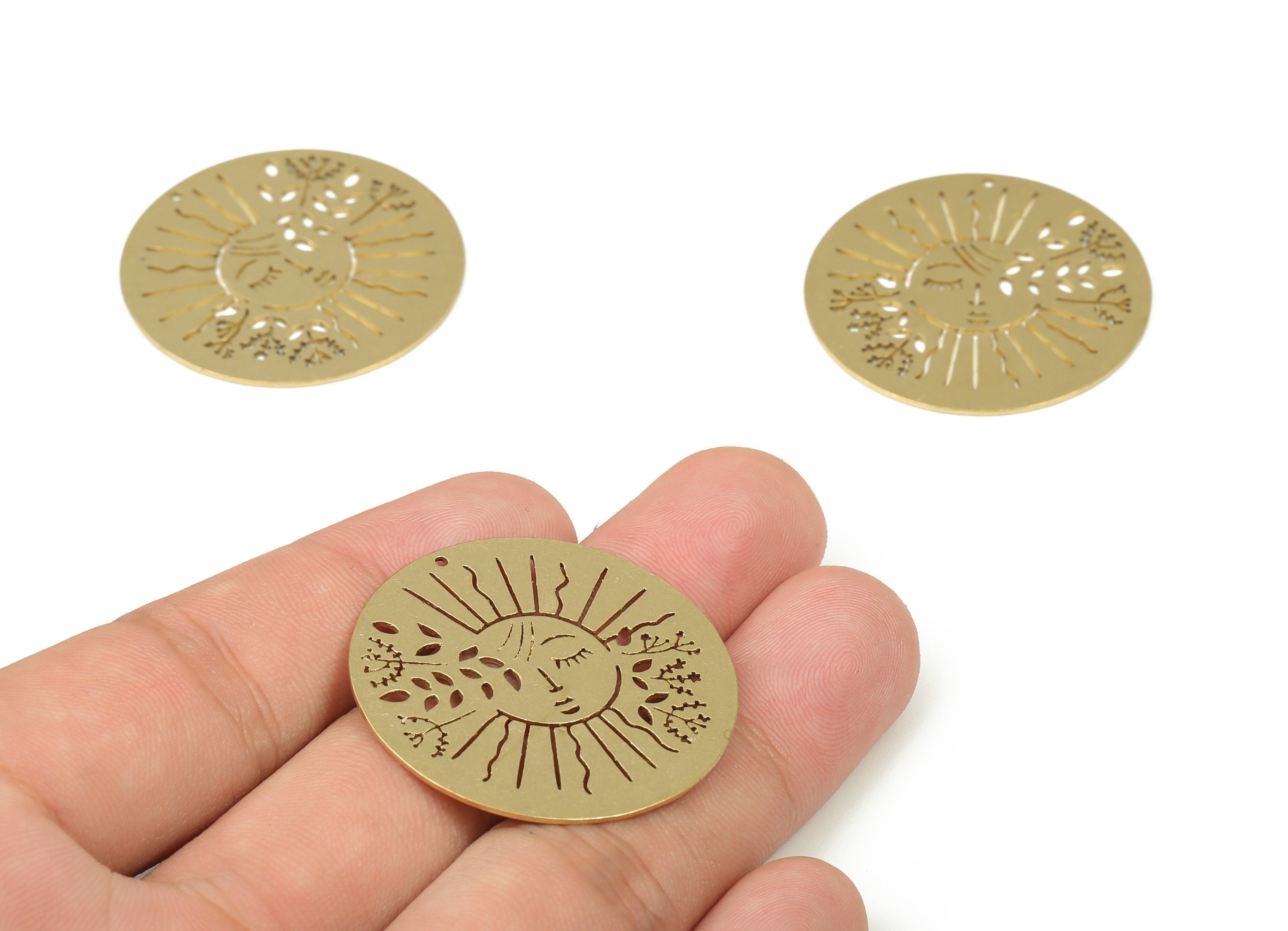 Brass Round Face Earring Charm – Raw Brass Circle Face Tree Pendant – Earring Findings - Jewelry Supplies - 35.01×35.01×0.69mm - PP4254 - DOMEDBAZAAR