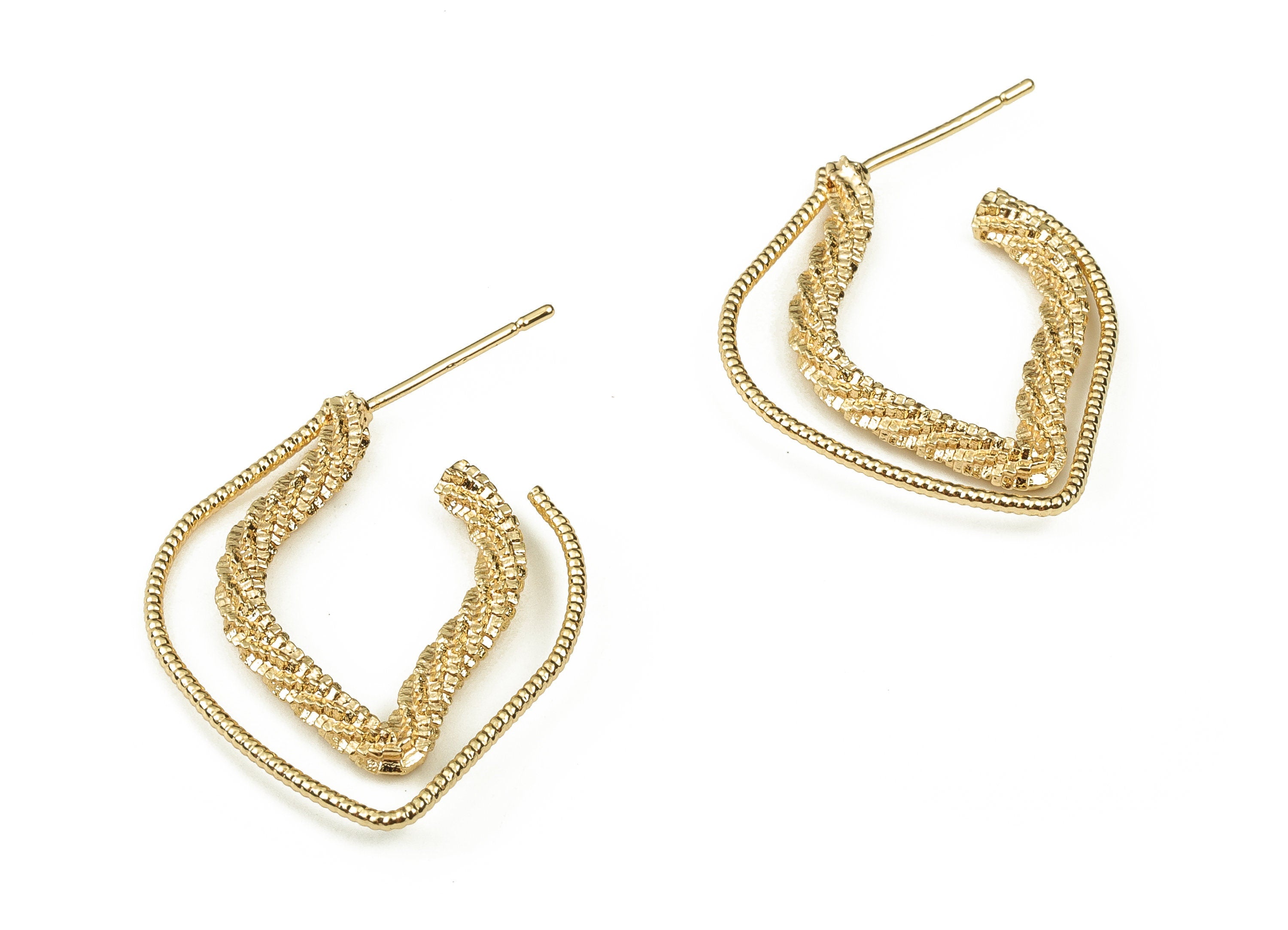 Brass Geometry Earring Post - Gold Lips Earring Stud - 18K Real Gold Plated Brass - Stainless Steel Stud - 27.48x21.33x2.68mm - RGP3763 - DOMEDBAZAAR