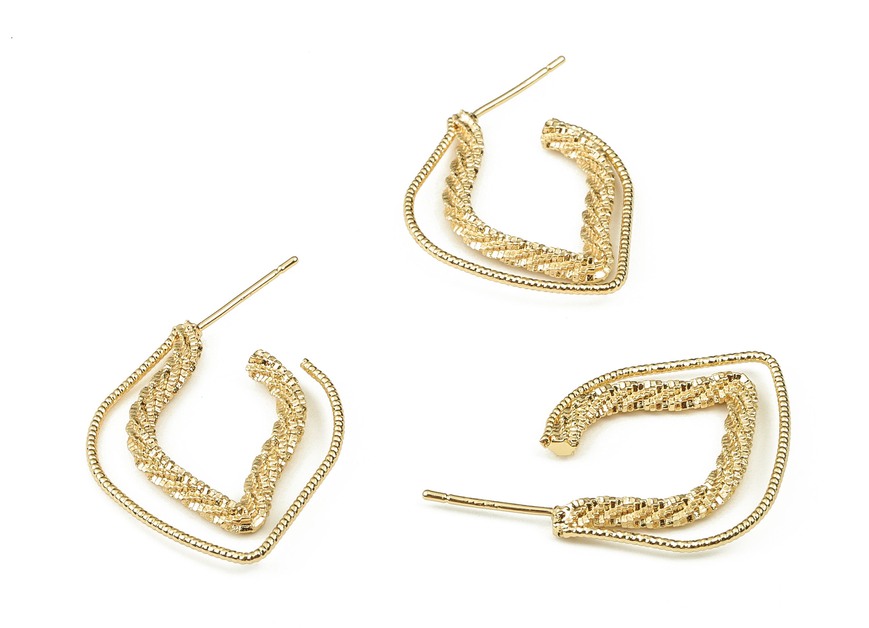 Brass Geometry Earring Post - Gold Lips Earring Stud - 18K Real Gold Plated Brass - Stainless Steel Stud - 27.48x21.33x2.68mm - RGP3763 - DOMEDBAZAAR