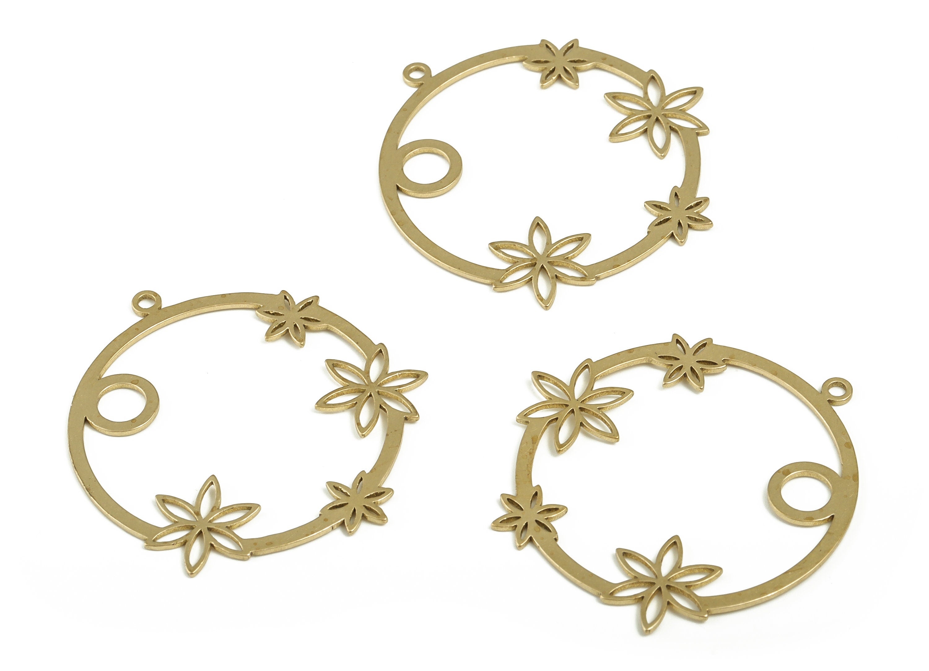 Brass Round Flower Earring Charms - Raw Brass Circle Flower Pendant - Earring Findings - Jewelry Making Supplies - 35x32.61x0.71mm - PP4207 - DOMEDBAZAAR