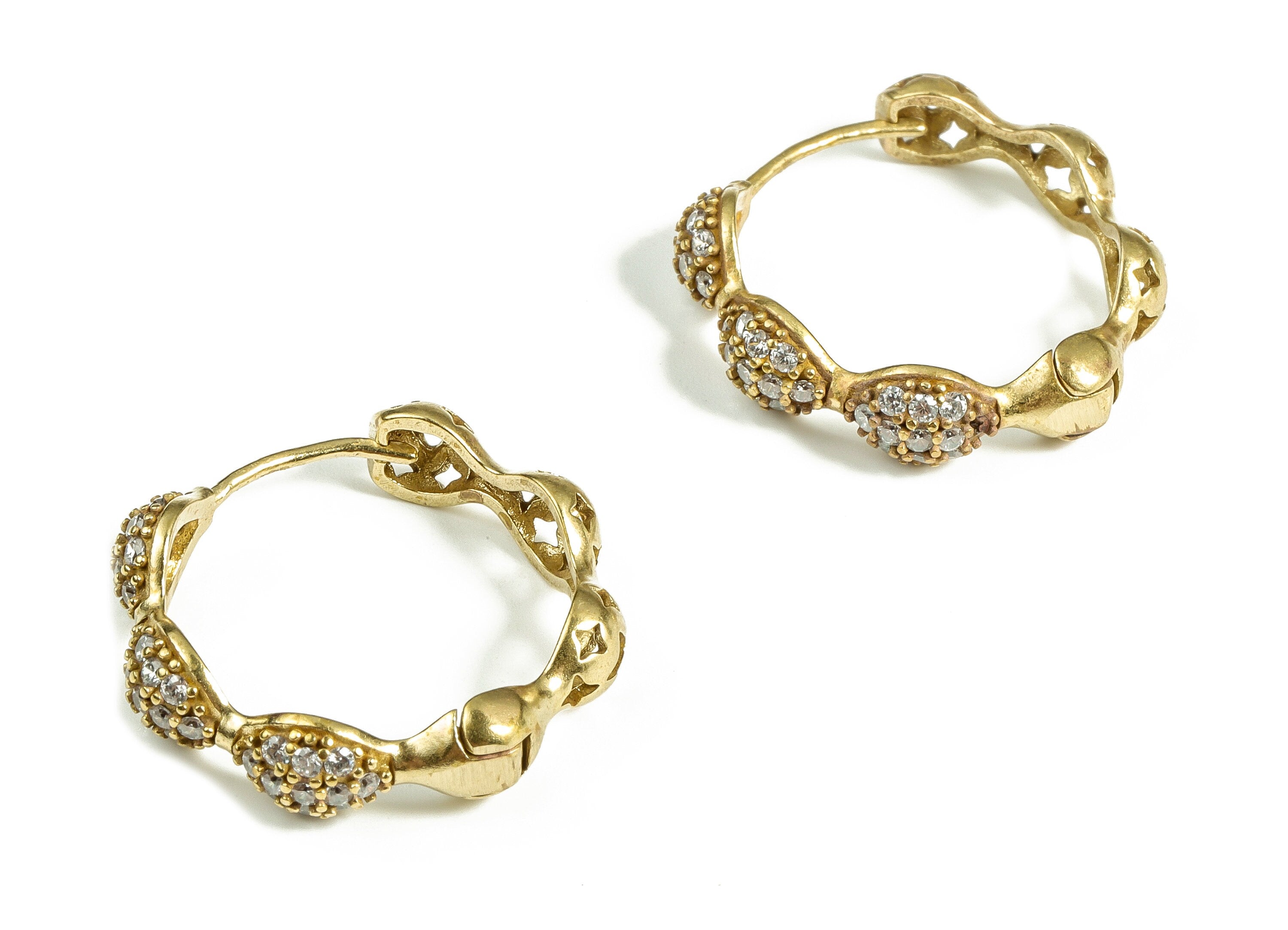 Brass Round Hoop Earrings With Zircons - Brass Zircon Hoop Earring – Luxury Hoop Earring – Jewelry Supplies - 23.83×23.03×2.98mm - PP4056 - DOMEDBAZAAR