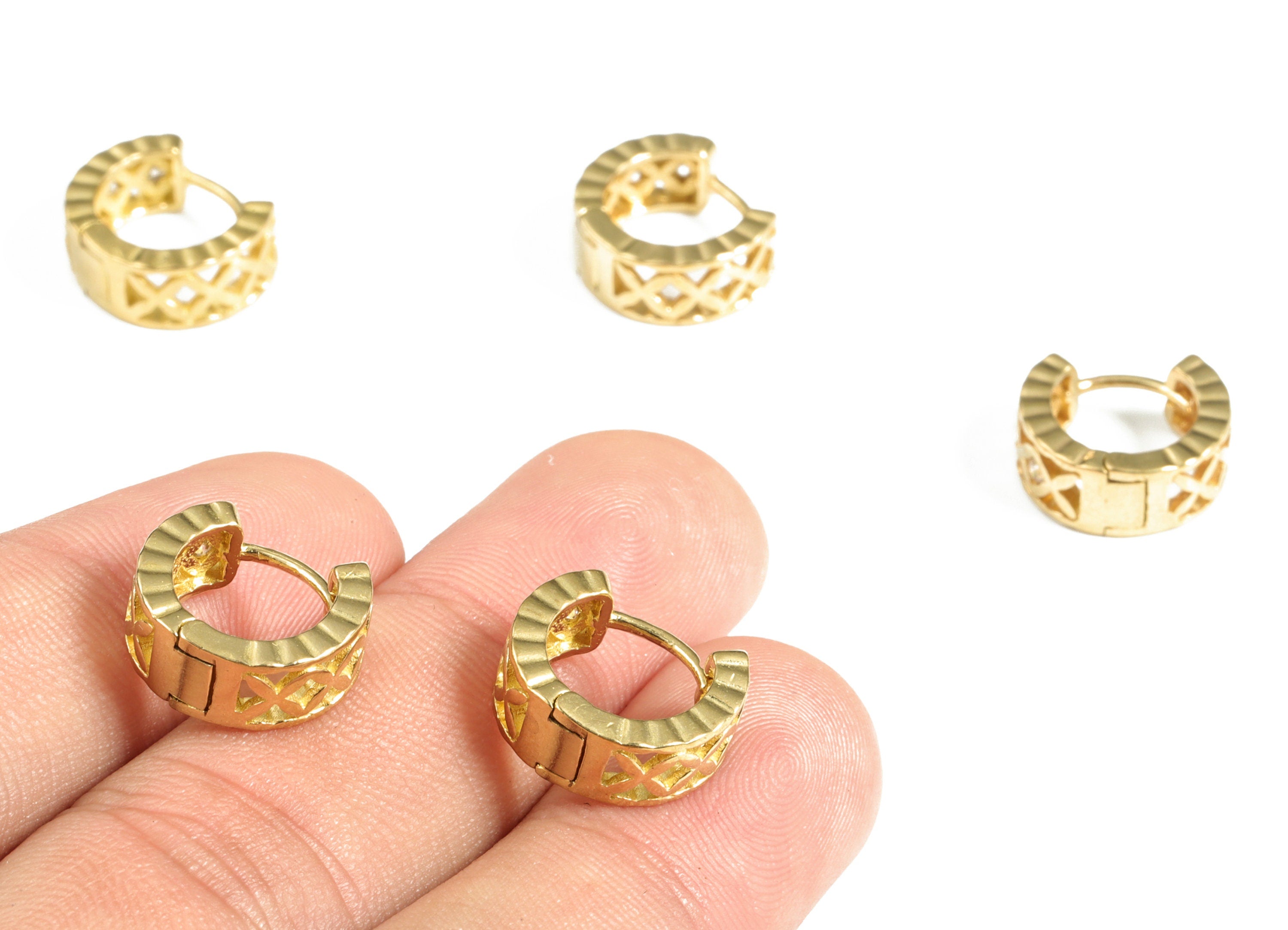 Brass Huggies Hoop Earring - Zircon Stud Earring – Helix Hoop Earrings – Earring Finding - Jewelry Supplies - 13.75×12.64×2.06mm - PP4069 - DOMEDBAZAAR