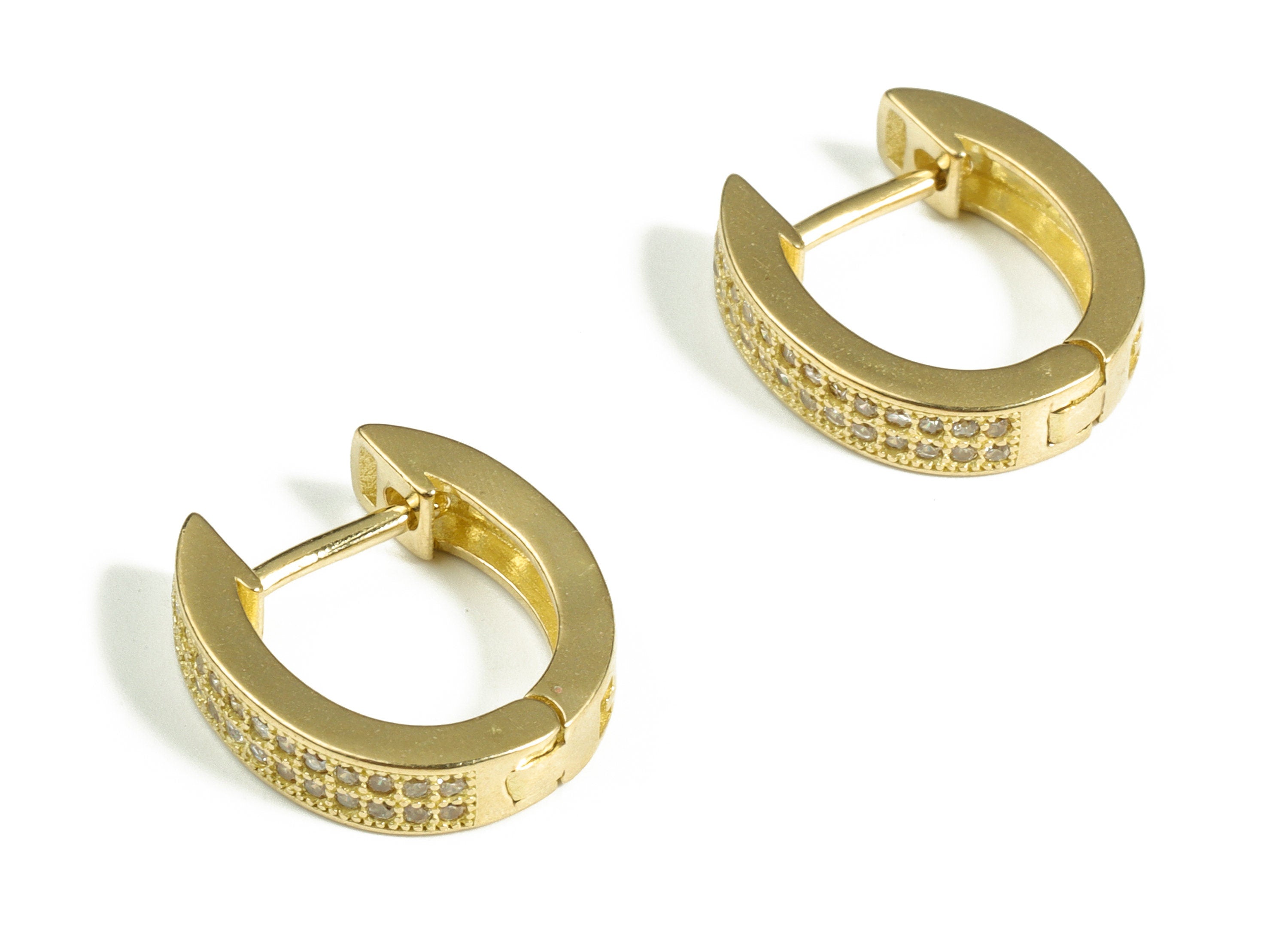 Round Huggie Hoop Earrings – Brass Zircon Hoop Earring – Dainty Huggie Earrings Supply - Jewelry Supplies - 16.48×14.68×2.1mm - PP4097 - DOMEDBAZAAR