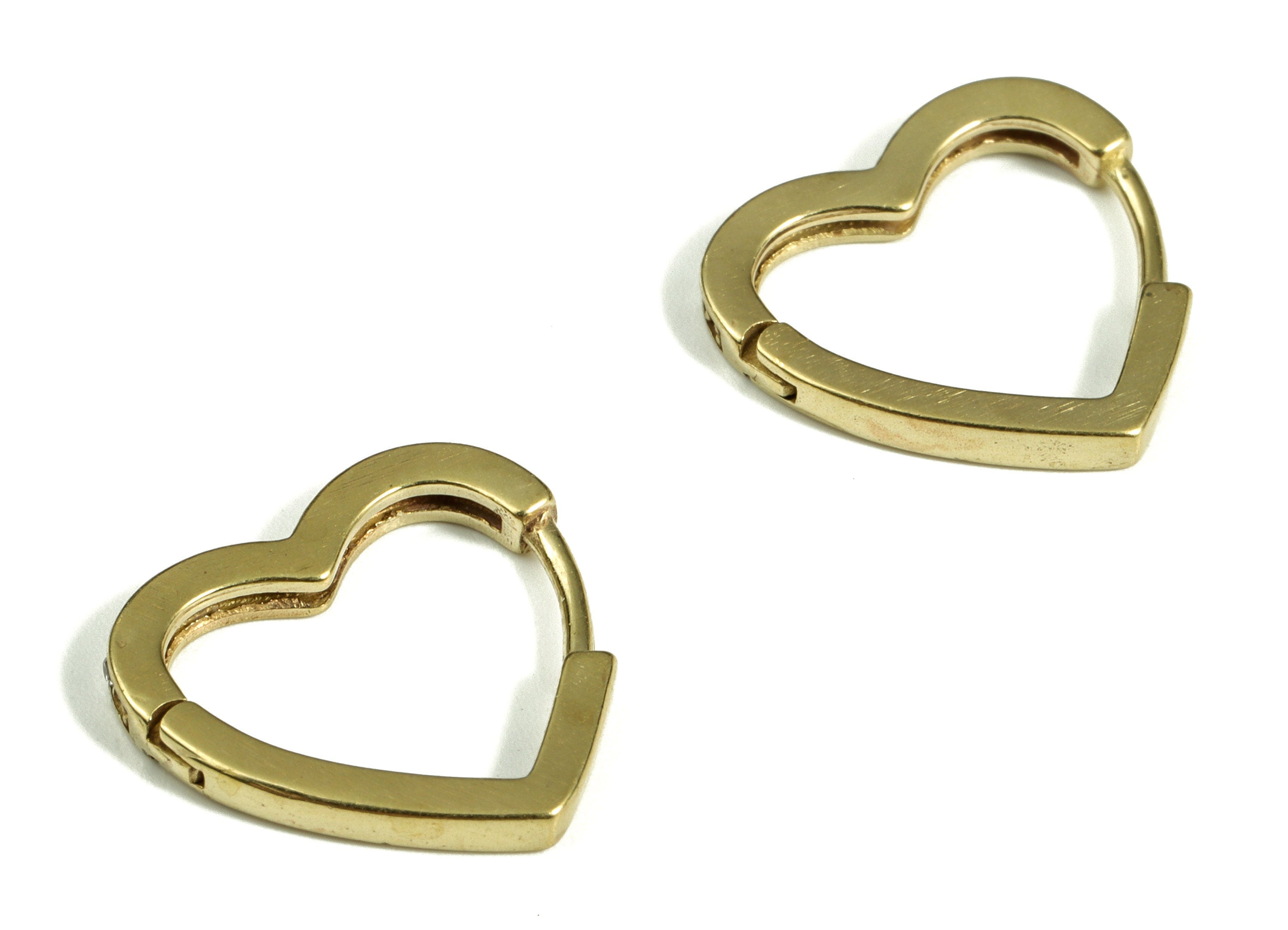 Love Heart Huggie Earring – Love Huggie – Cute Heart Hoop Huggies Earring – Love Hoop Earring For Women - 15.41×15.32×1.77mm - PP4103 - DOMEDBAZAAR