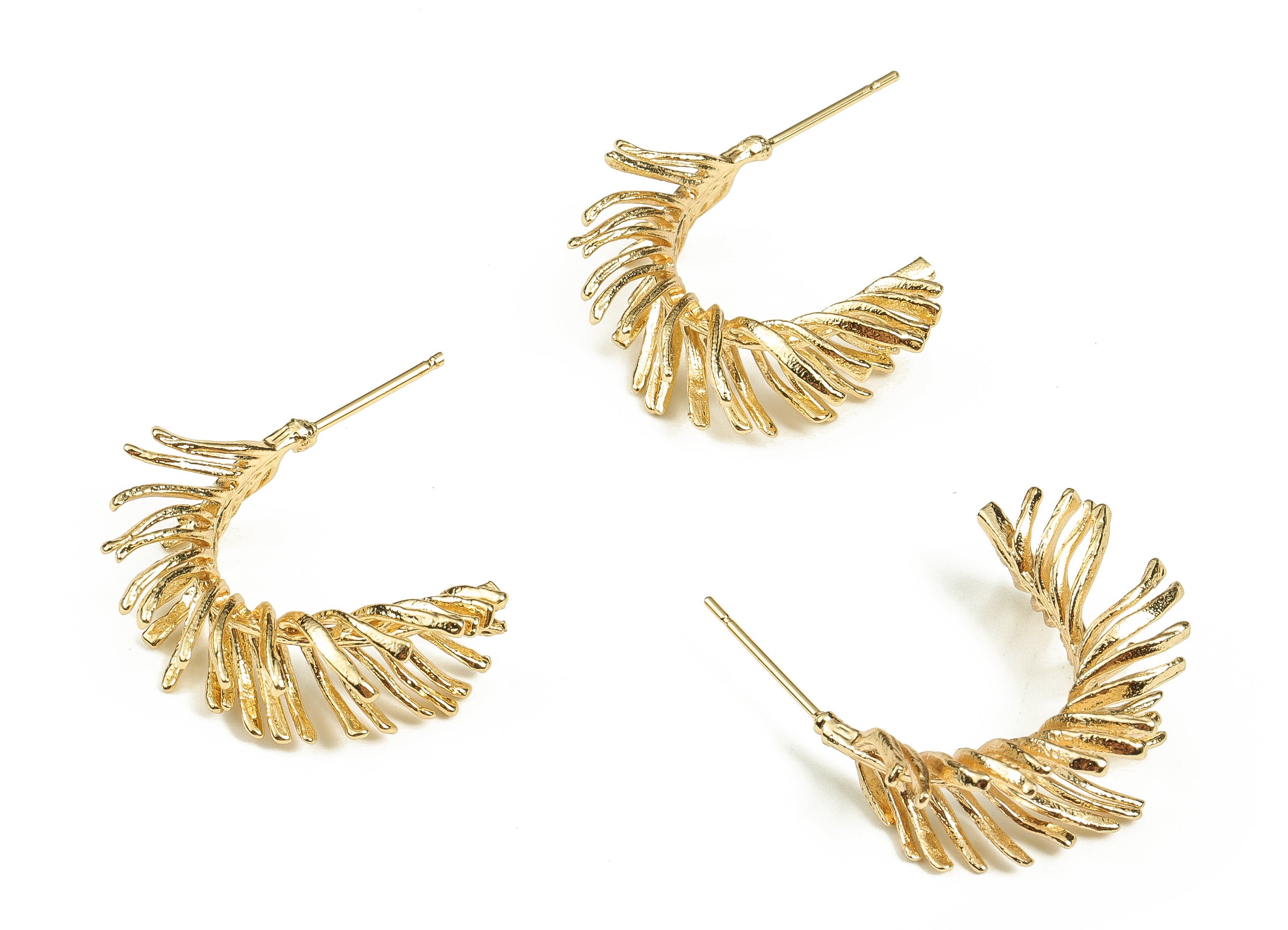 Brass Feather Earring Post - Gold Feather Stud - 18K Real Gold Plated - Stainless Steel Stud - Jewelry Supplies - 28x17.5x7.1mm - RGP3474 - DOMEDBAZAAR