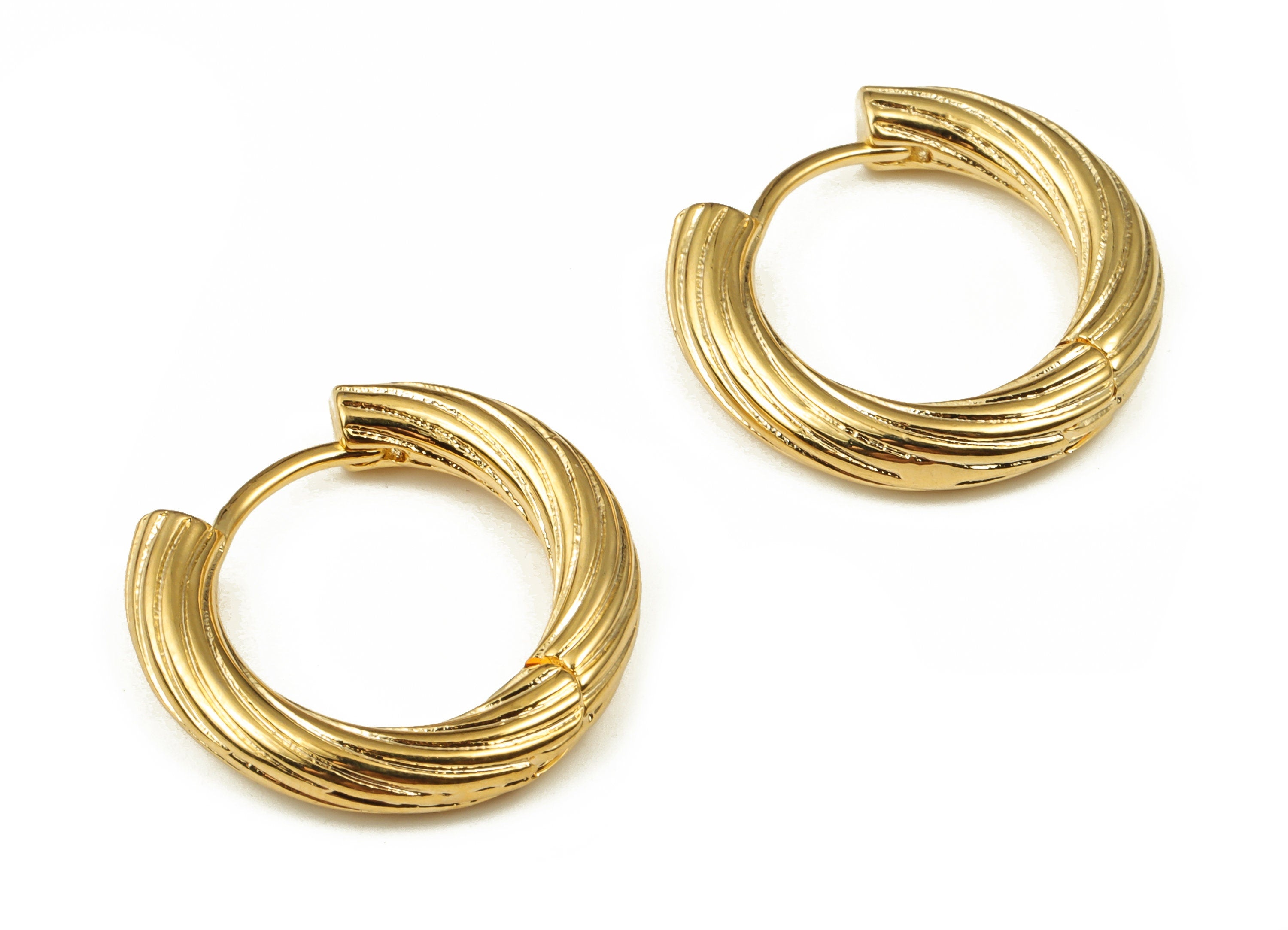 Brass Wave Rounded Hoop Earrings - Huggie Earrings - 18k Gold One Touch Lever Rounded Hoop - Jewelry Supplies -21.59x21.05x3.88mm- RGP4019 - DOMEDBAZAAR