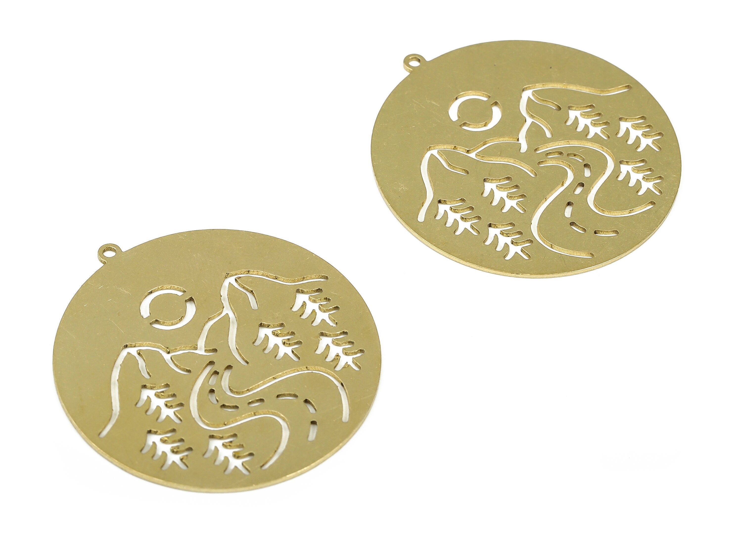 Brass Round Landscape Mountain Charm - Raw Brass Mountain Circle Pendant - Earring Finding - Jewellery Supplies - 37.21x35.01x0.8mm - PP4264 - DOMEDBAZAAR