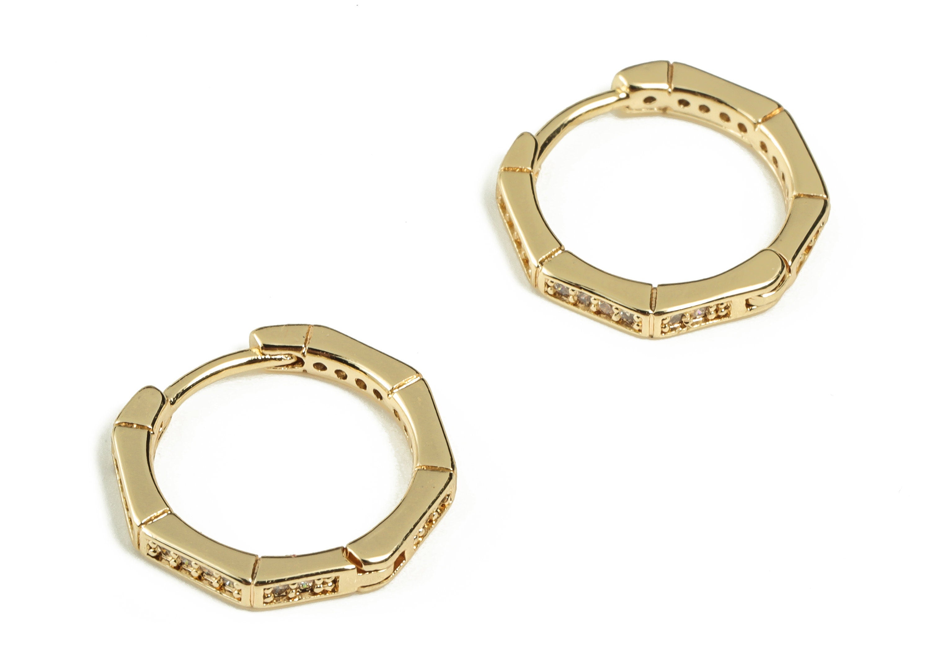 Octagon Hoop Earrings - Brass Zircon Huggie Hoop Earrings – Dainty Octagon Earrings - Jewelry Supplies - 15.77×14.447×1.92mm - RGP3194 - DOMEDBAZAAR