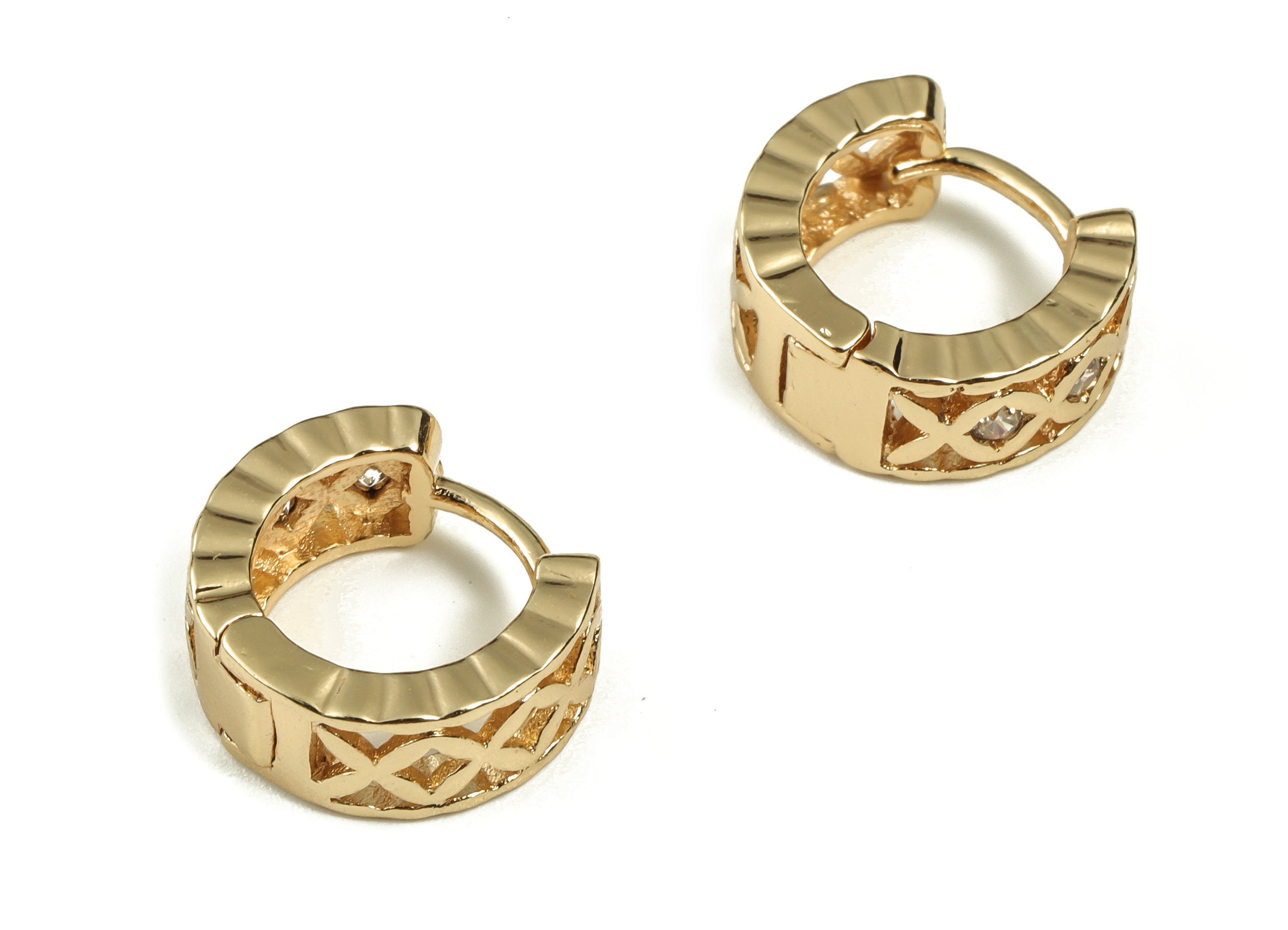 Brass Zircon Hoop Earring – Zircon Huggies Hoop Earrings – Dainty Earring – 18K Real Gold Plated Brass - 13.72×12.55×2.57mm - RGP3196 - DOMEDBAZAAR