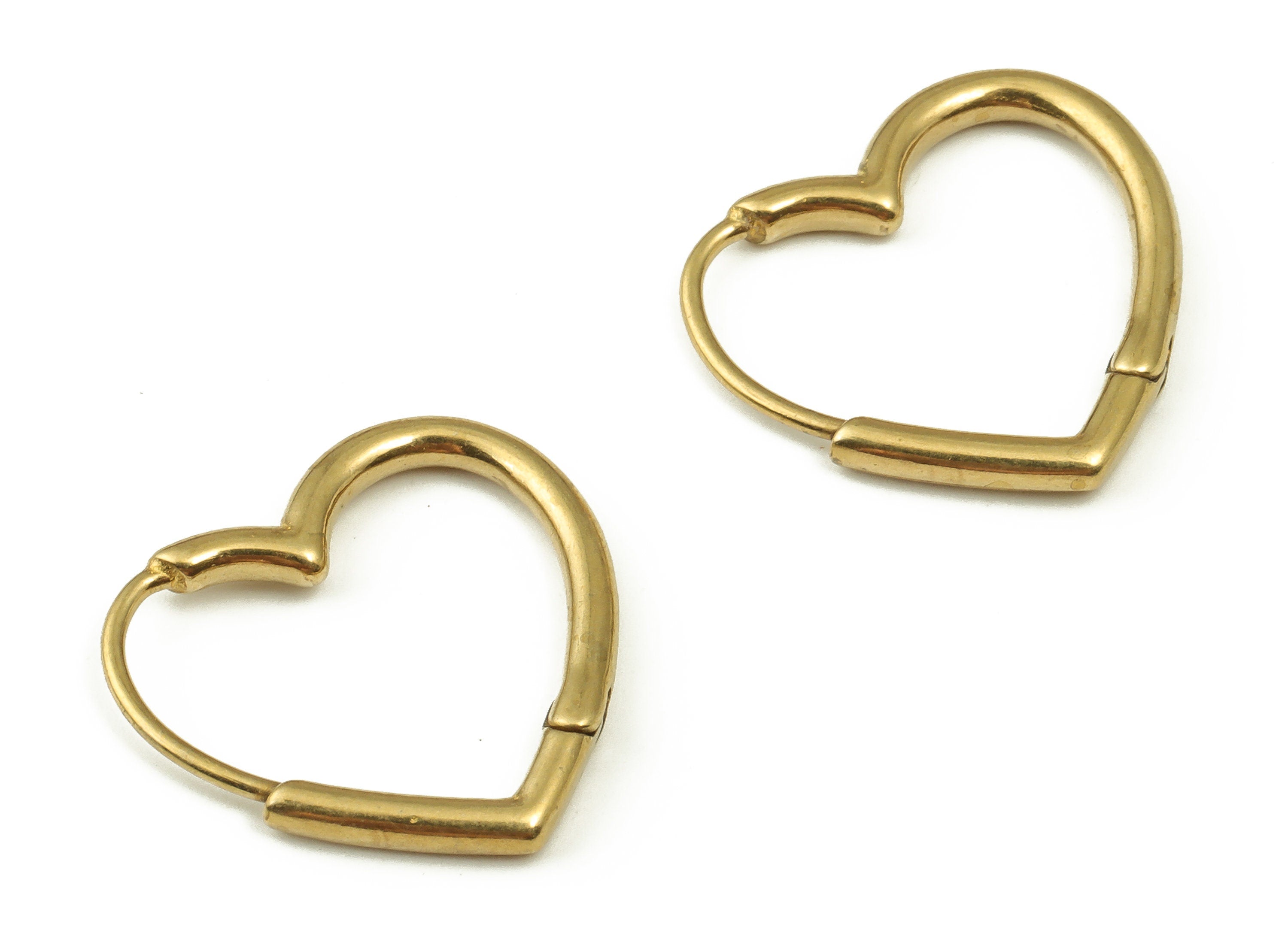 Dainty Heart Hoop Earrings - Brass Heart Earrings – Love Heart Huggies Earring – Minimal Dainty Hoop Earring - 19.82x19.2x2.18mm - PP4235 - DOMEDBAZAAR