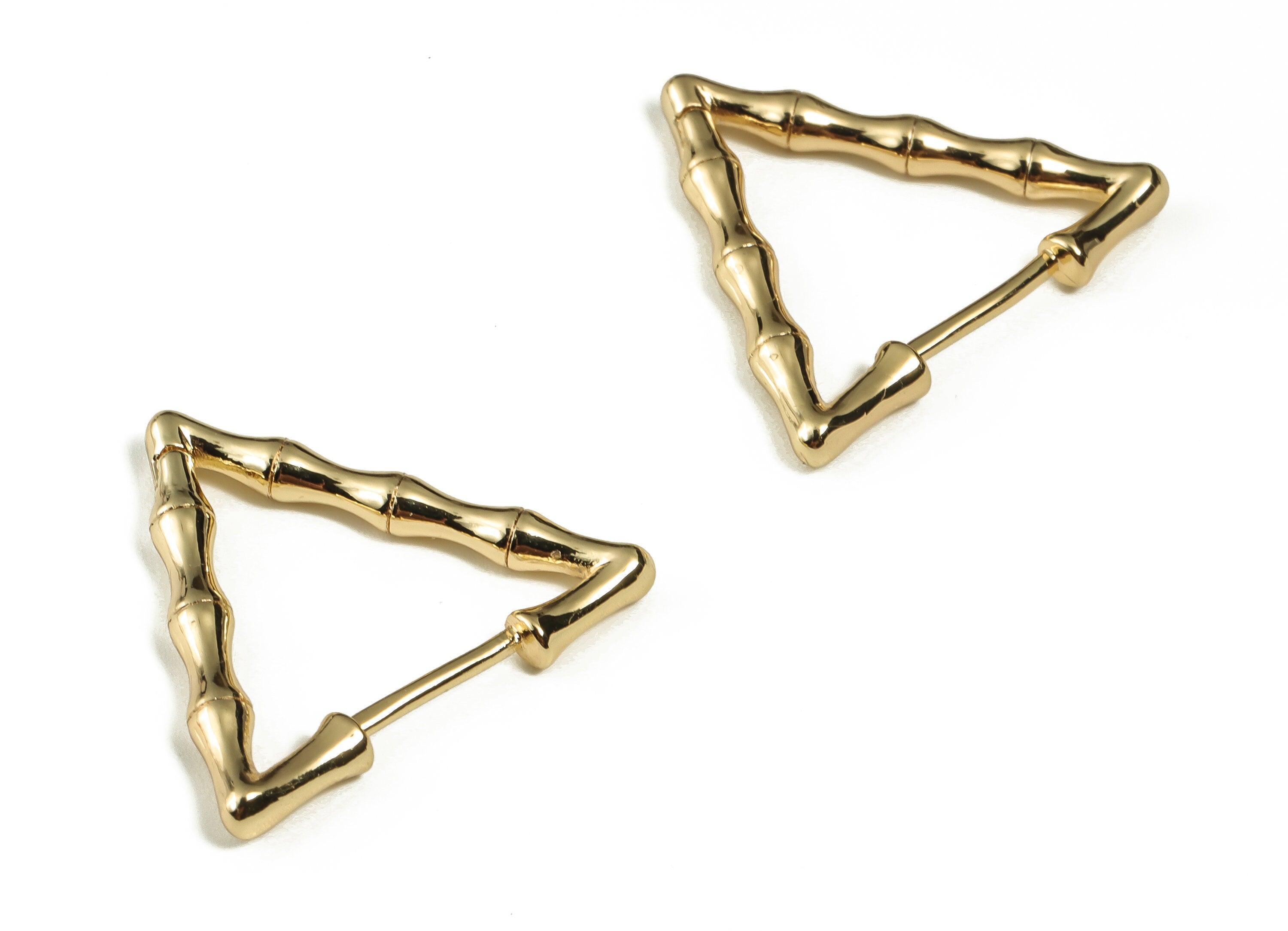Brass Triangle Huggie Earring – Dainty Triangle Earrings – 18K Real Gold Plated Huggie Earring Hoops - 24.26×21.97× 2.8mm - RGP3303 - DOMEDBAZAAR