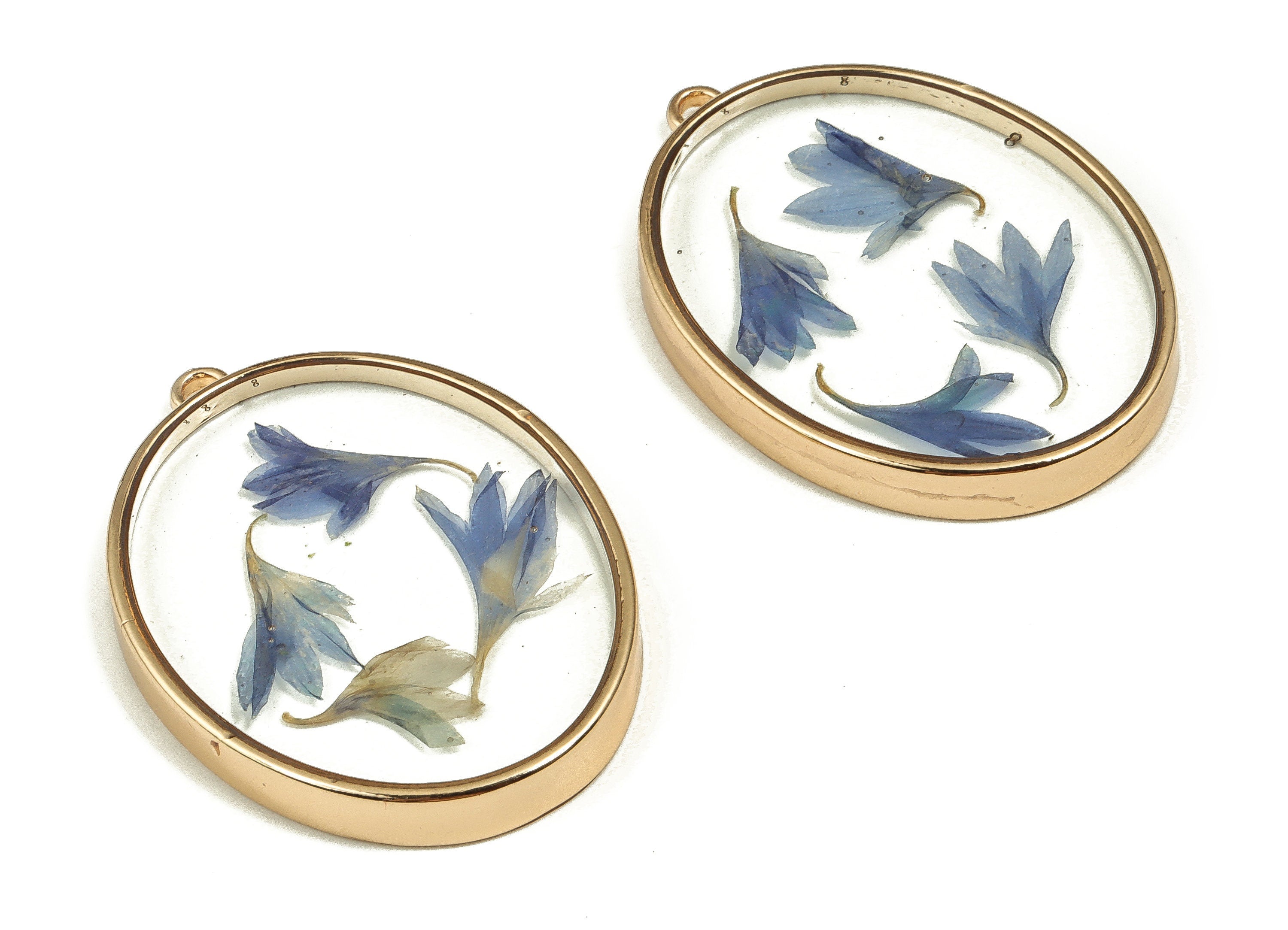 Epoxy Resin Oval Real Flower Earring Charms - Epoxy Resin Cornflower Pendant - Gold Tone Plated Alloy - 41.08x30.04x4.6mm - ZZ1872 - DOMEDBAZAAR