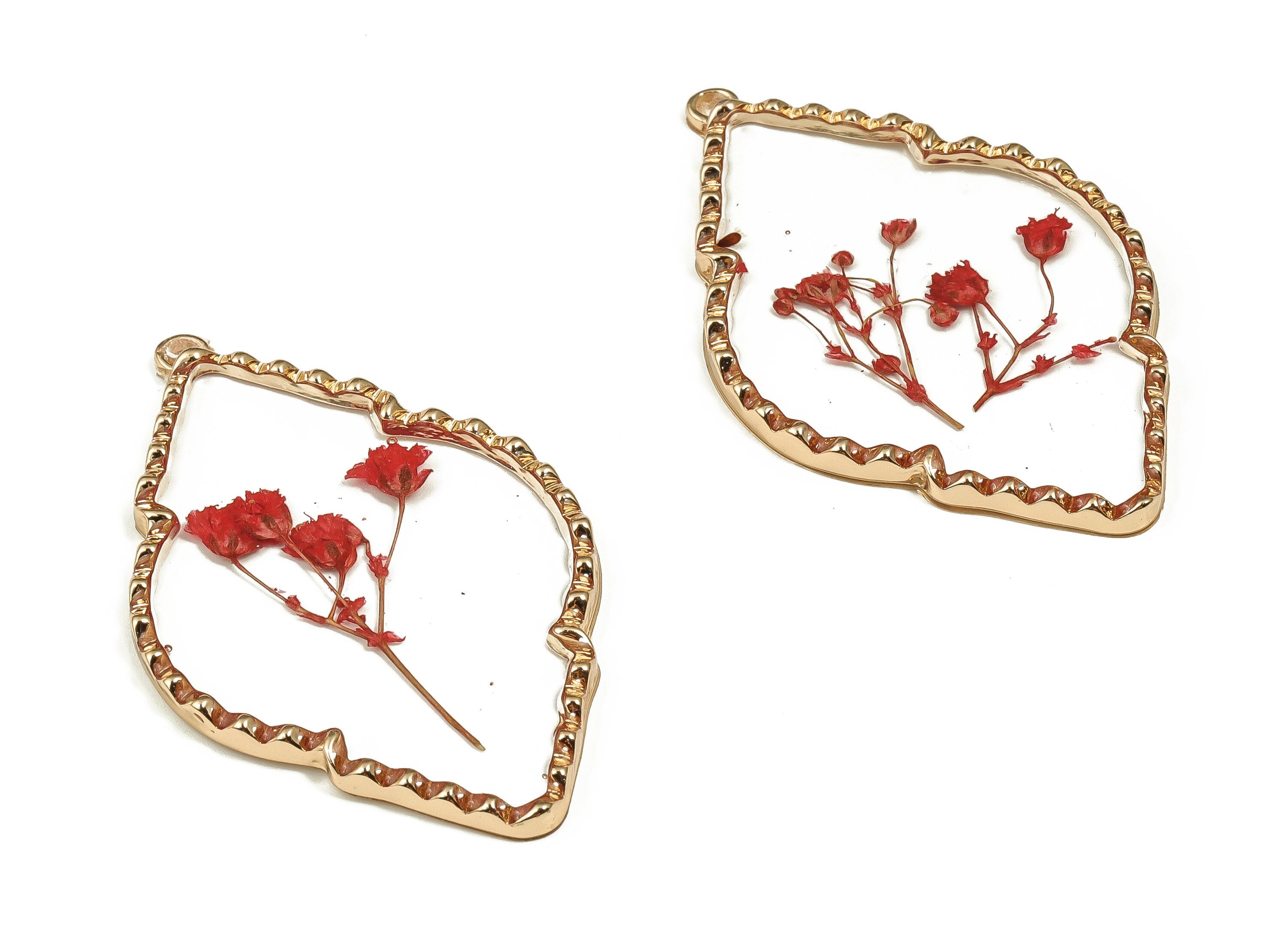 Epoxy Resin Diamond Real Flower Earring Charms - Epoxy Resin Babysbreath Pendant - Gold Tone Plated Alloy - 54.83x33.16x2.88mm - ZZ1889 - DOMEDBAZAAR
