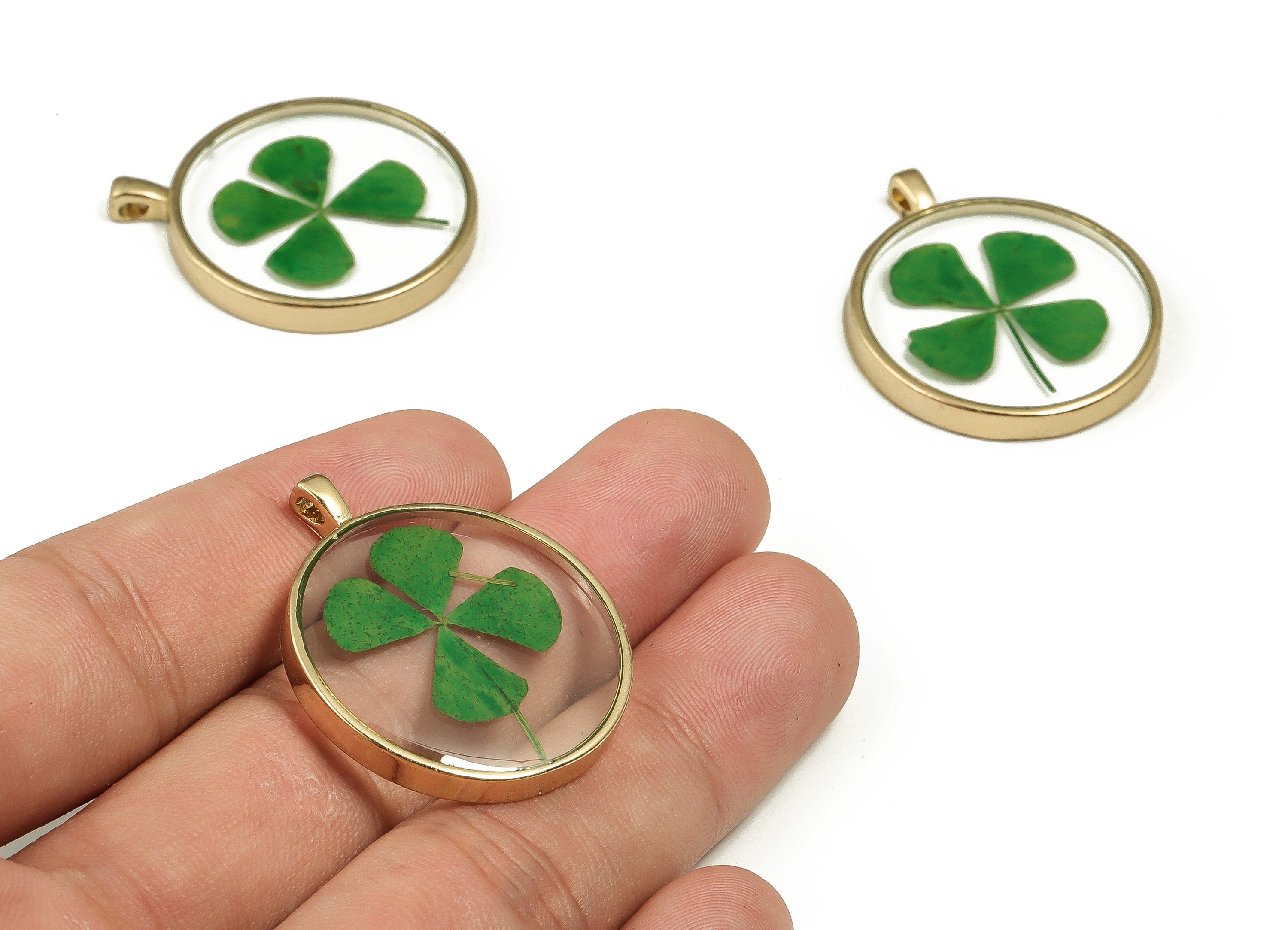 Epoxy Resin Round Real Flower Earring Charms - Epoxy Resin 4 Clover Pendant - Gold Tone Plated Alloy - 34.64x28.98x4.5mm - ZZ1829 - DOMEDBAZAAR