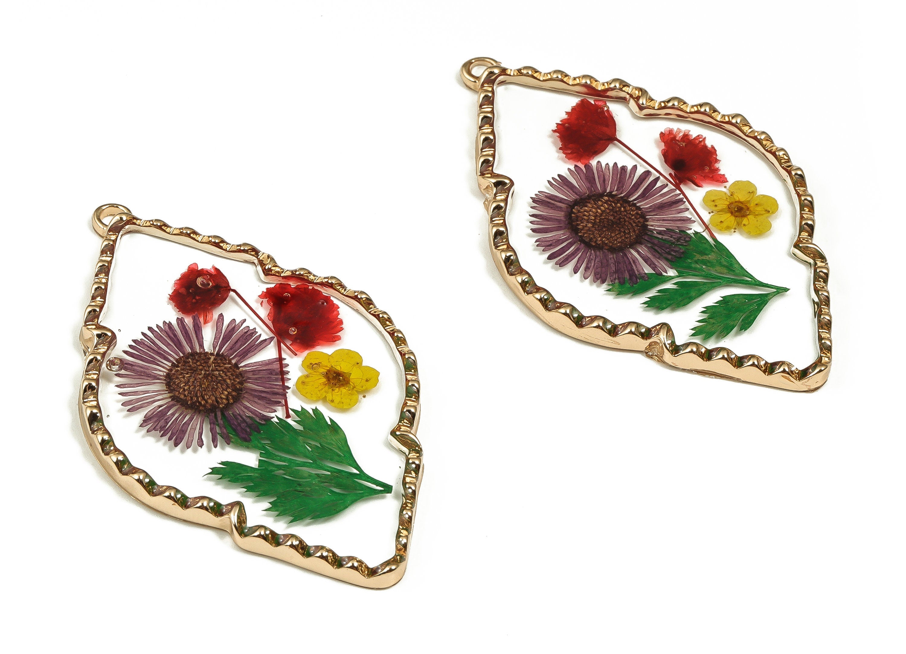 Epoxy Resin Diamond Real Flower Earring Charms - Needle Chrysanthemum&Narcissus Pendant - Gold Tone Plated Alloy - 54.46x33.3x3.3mm - ZZ1892 - DOMEDBAZAAR