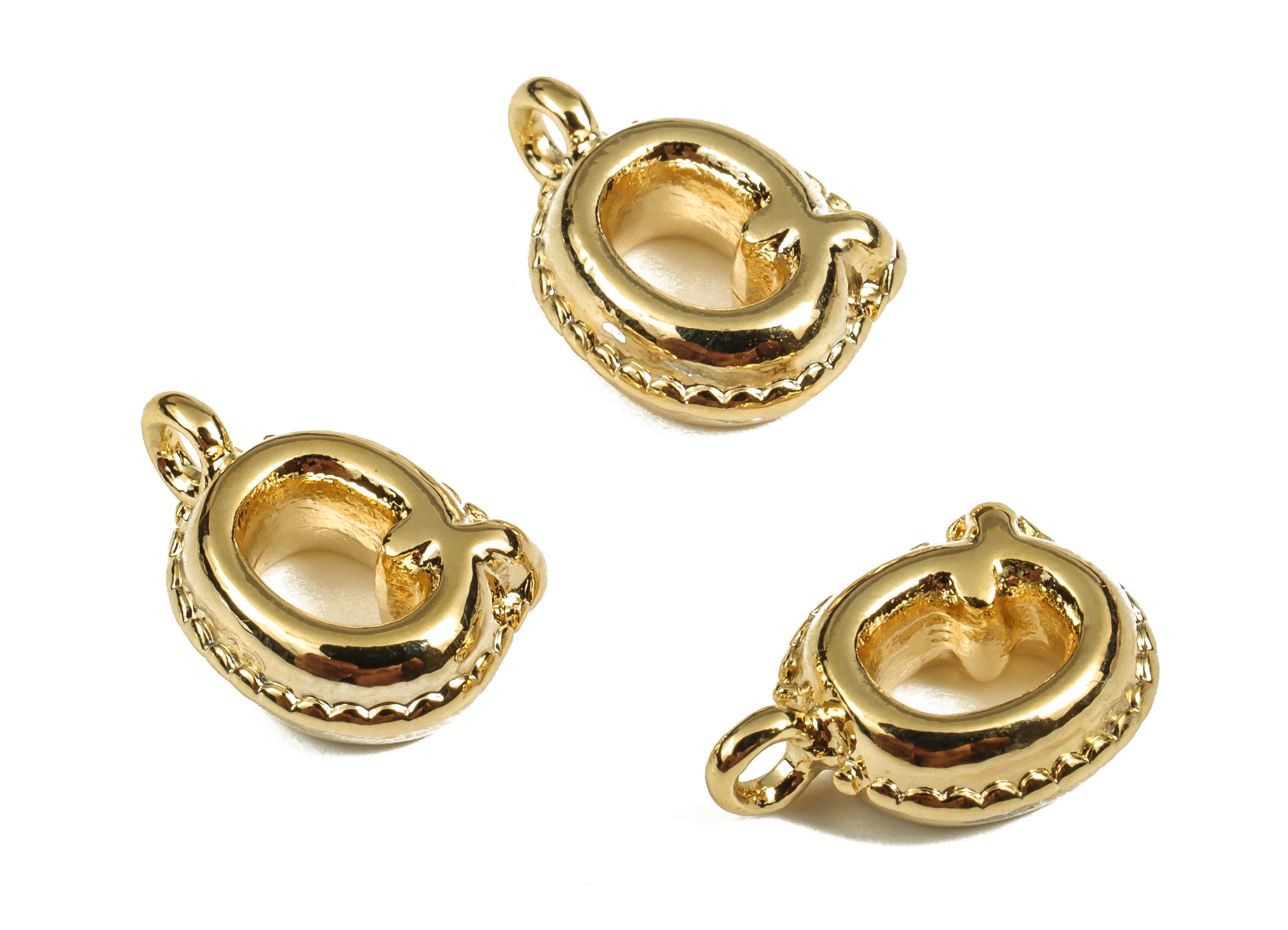 Brass The letter Q Earring Charms - Gold The letter Q Pendant - 18K Real Gold Plated Brass - Jewelry Supplies - 13.92x9.26x4.19mm - RGP3737Q - DOMEDBAZAAR