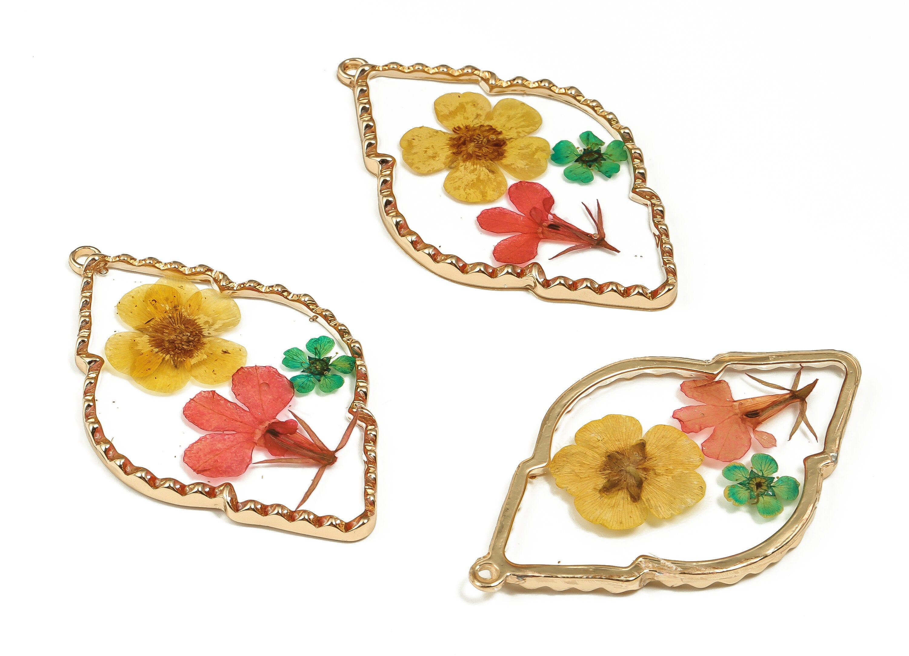 Epoxy Resin Diamond Real Flower Charms - Forget-me-not&Garden Lobelia - Narcissus Pendant - Gold Tone Plated Alloy - 55.1x32.26x3mm - ZZ1925 - DOMEDBAZAAR