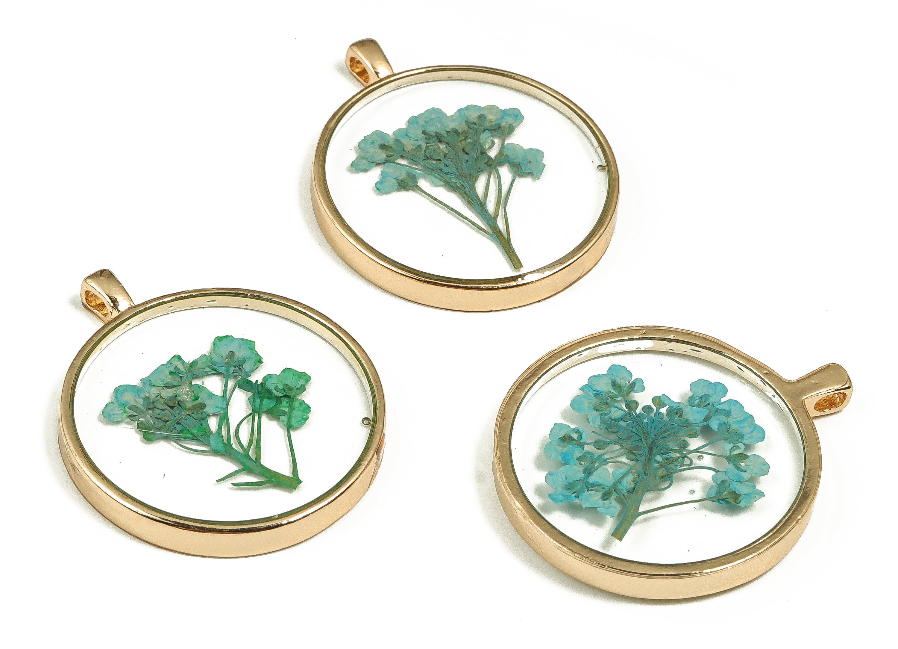 Epoxy Resin Round Real Flower Earring Charms - Epoxy Resin Sweet Alyssum Pendant - Gold Tone Plated Alloy - 34.96x28.98x4.16mm - ZZ1897 - DOMEDBAZAAR