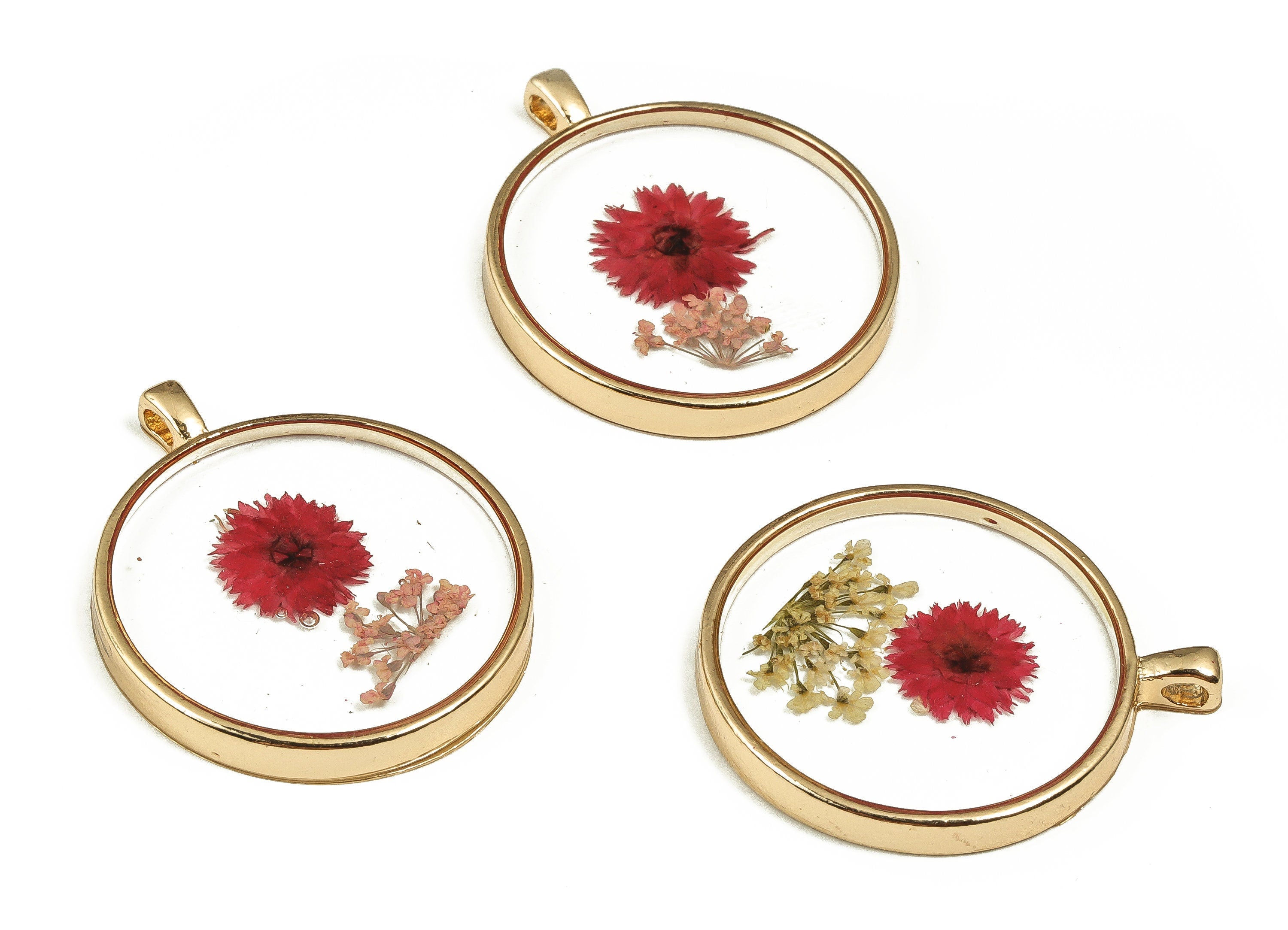 Epoxy Resin Round Real Flower Charms - Epoxy Resin Xiao Xiang Qin&Lace Flower Pendant - Gold Tone Plated Alloy - 35.25x29x3.79mm - ZZ1907 - DOMEDBAZAAR