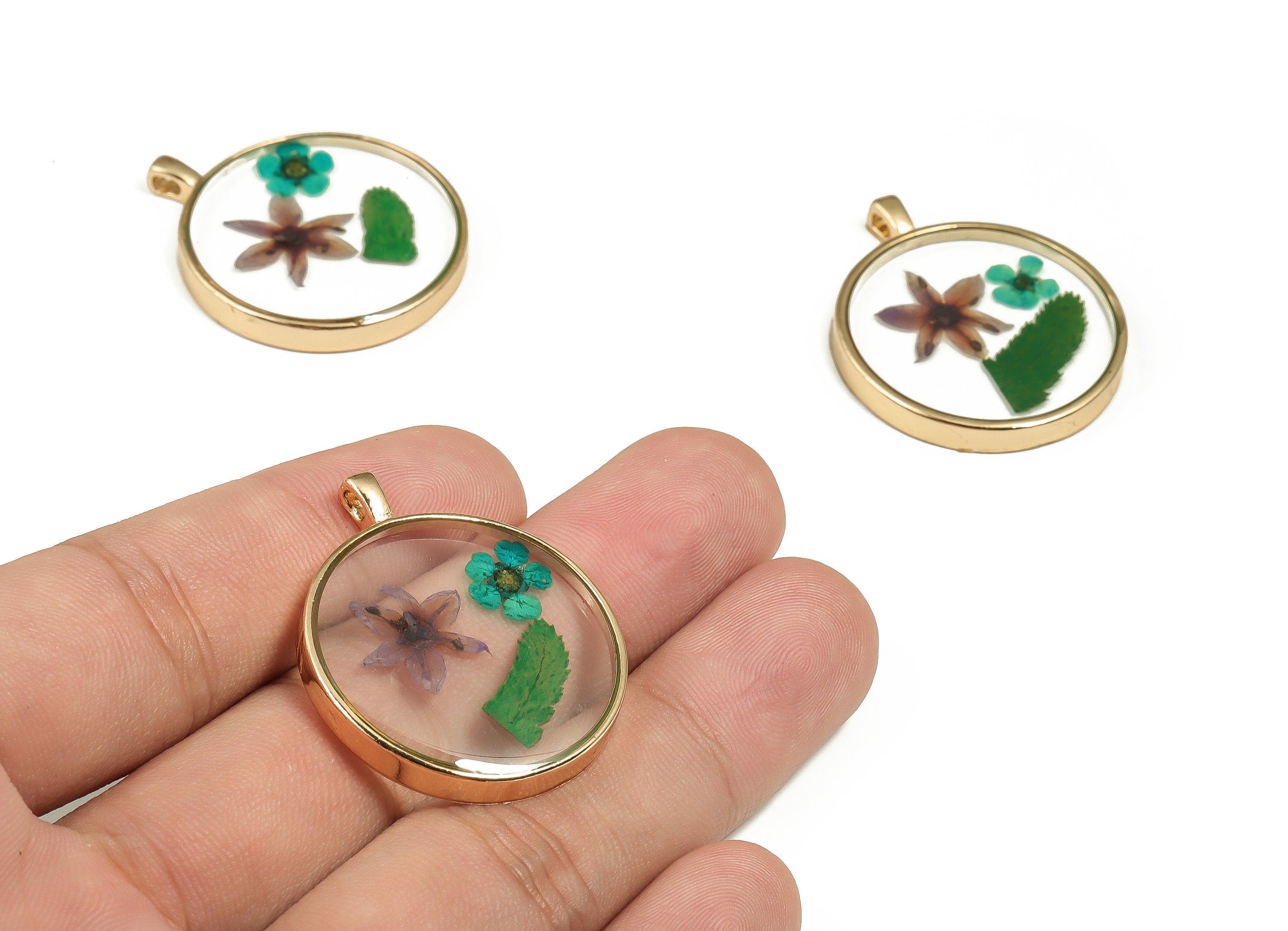 Epoxy Resin Round Real Flower Earring Charms - Epoxy Resin Chinese Narcissus&Leaf Pendant - Gold Tone Plated Alloy - 35.3x28.6x3.9mm -ZZ1903 - DOMEDBAZAAR