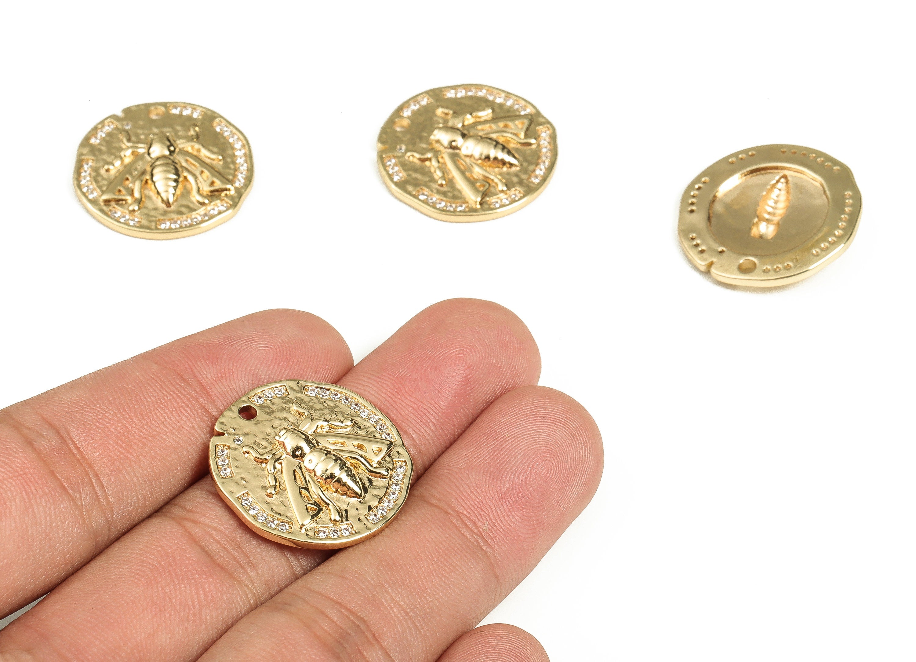 Brass Bee Pendant Charms - Round Disc Bee Charm - 18K Real Gold Plated Brass - Jewelry Making Supplies -22.6x22.6x3.6mm- RGP3449 - DOMEDBAZAAR