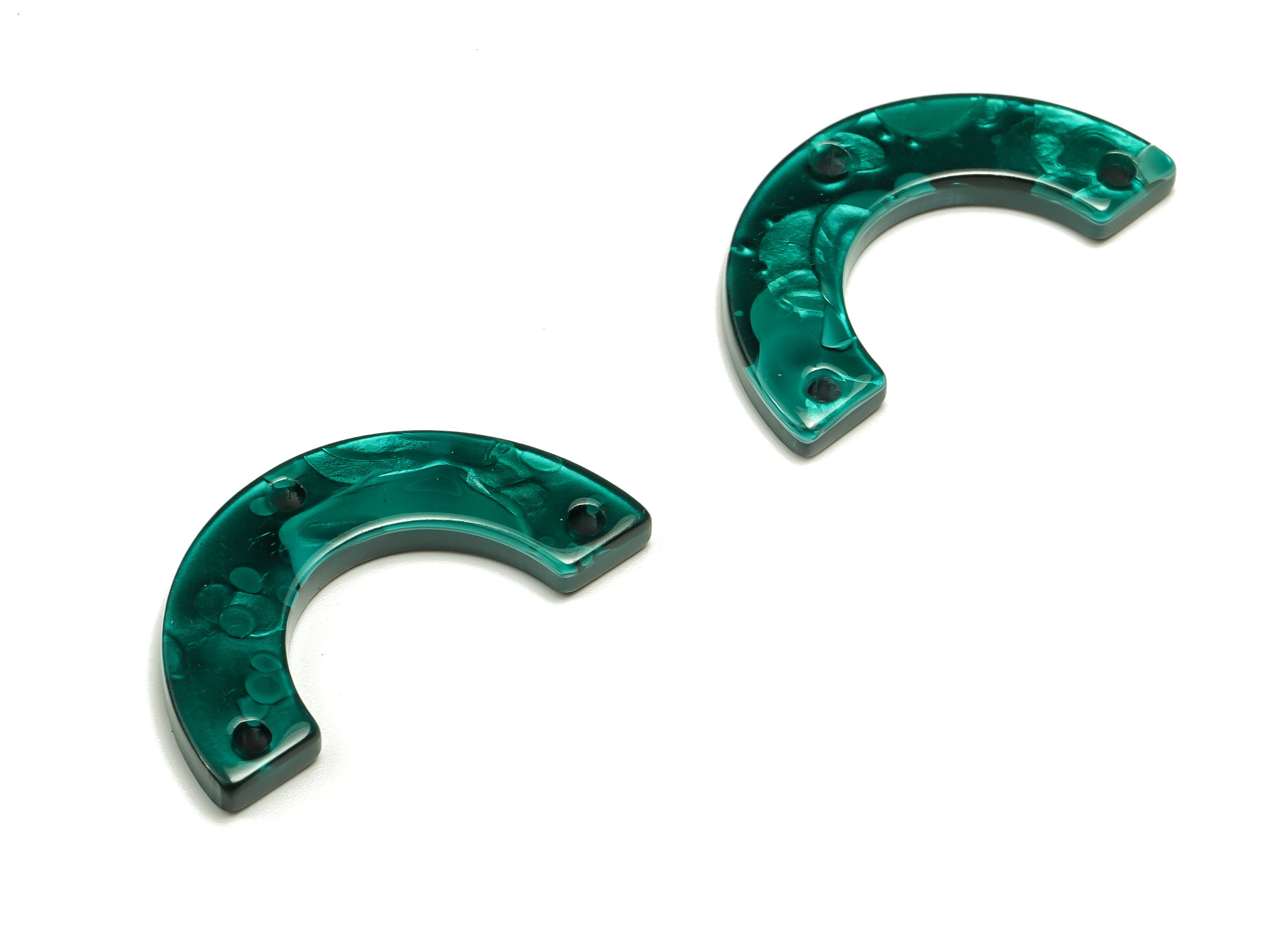 Acrylic U Connectors - Acrylic U Charms and Pendant With 3 Holes - Jewelry Supplies - Color Code: A624 - 29.52x15.33x2.41mm - AC2297-A624 - DOMEDBAZAAR