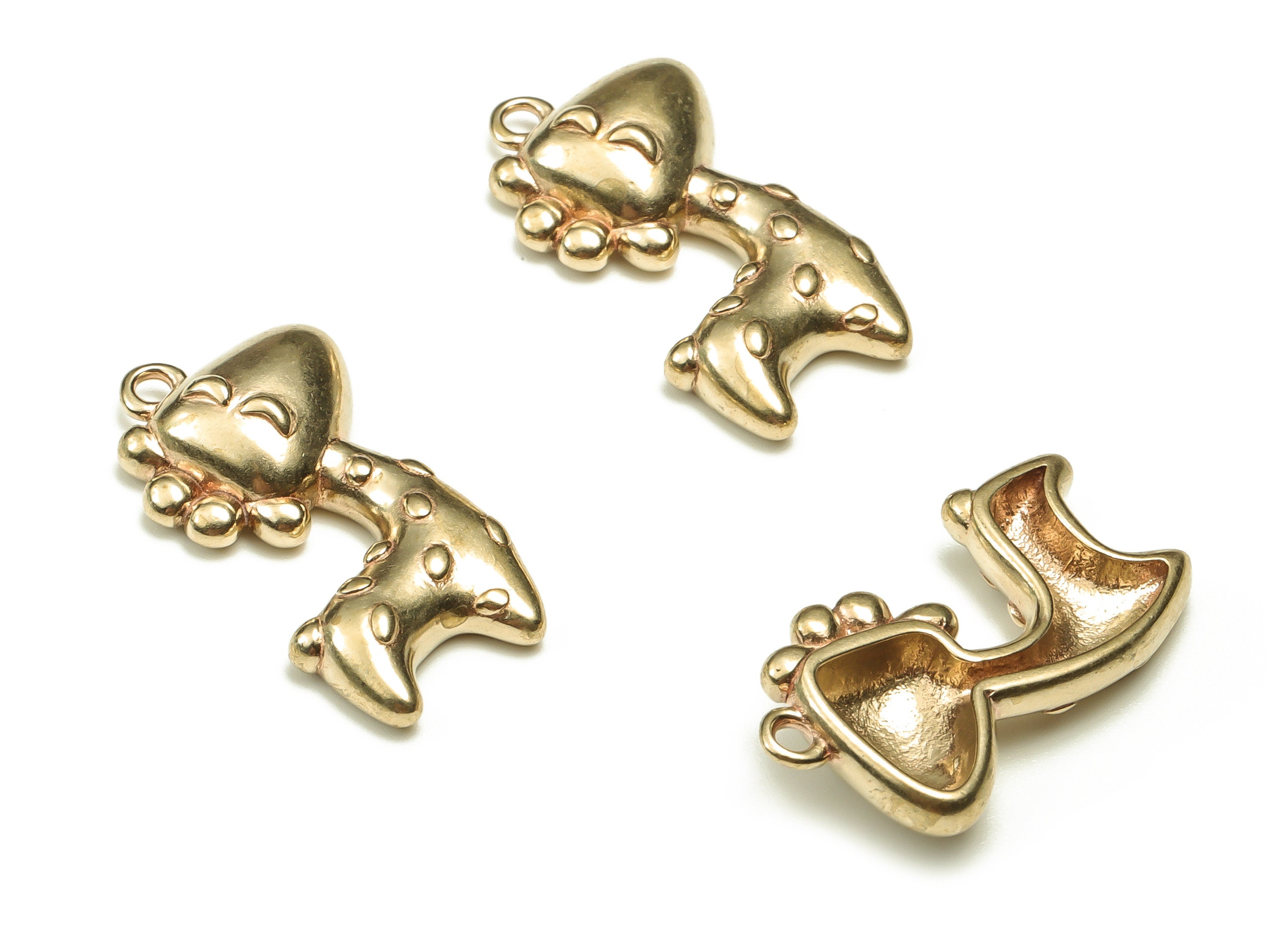 Brass Giraffe Earring Charms - Raw Brass Giraffe Pendant - Earring Findings - Jewelry Making Supplies - 23.01x12.08x4.6mm - PP4674 - DOMEDBAZAAR