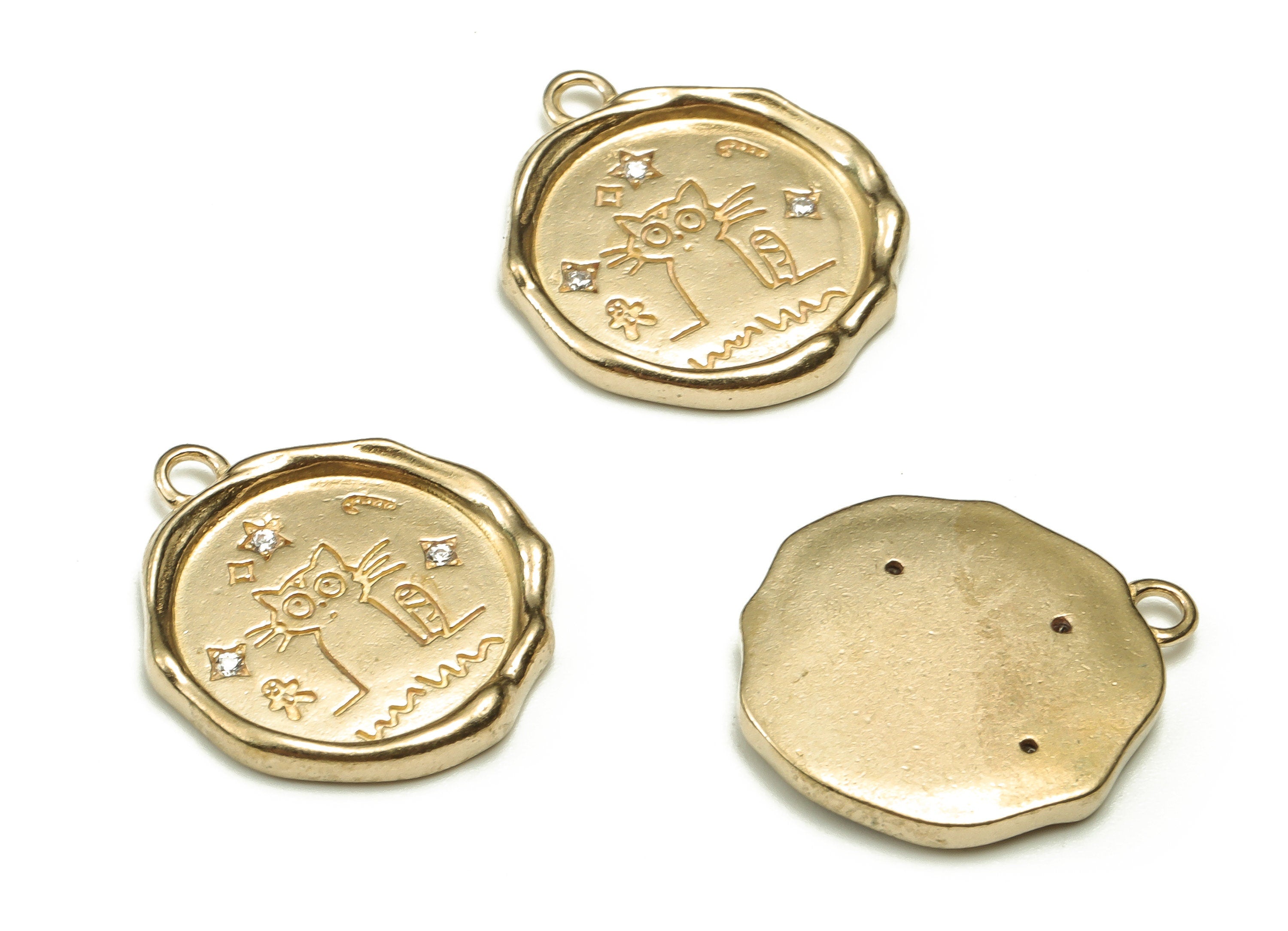 Brass Round Star Earring Charms With Zircons - Raw Brass Cat Pendant - Earring Finding - Jewelry Making Supplies - 17.3x14.99x1.9mm - PP4670 - DOMEDBAZAAR