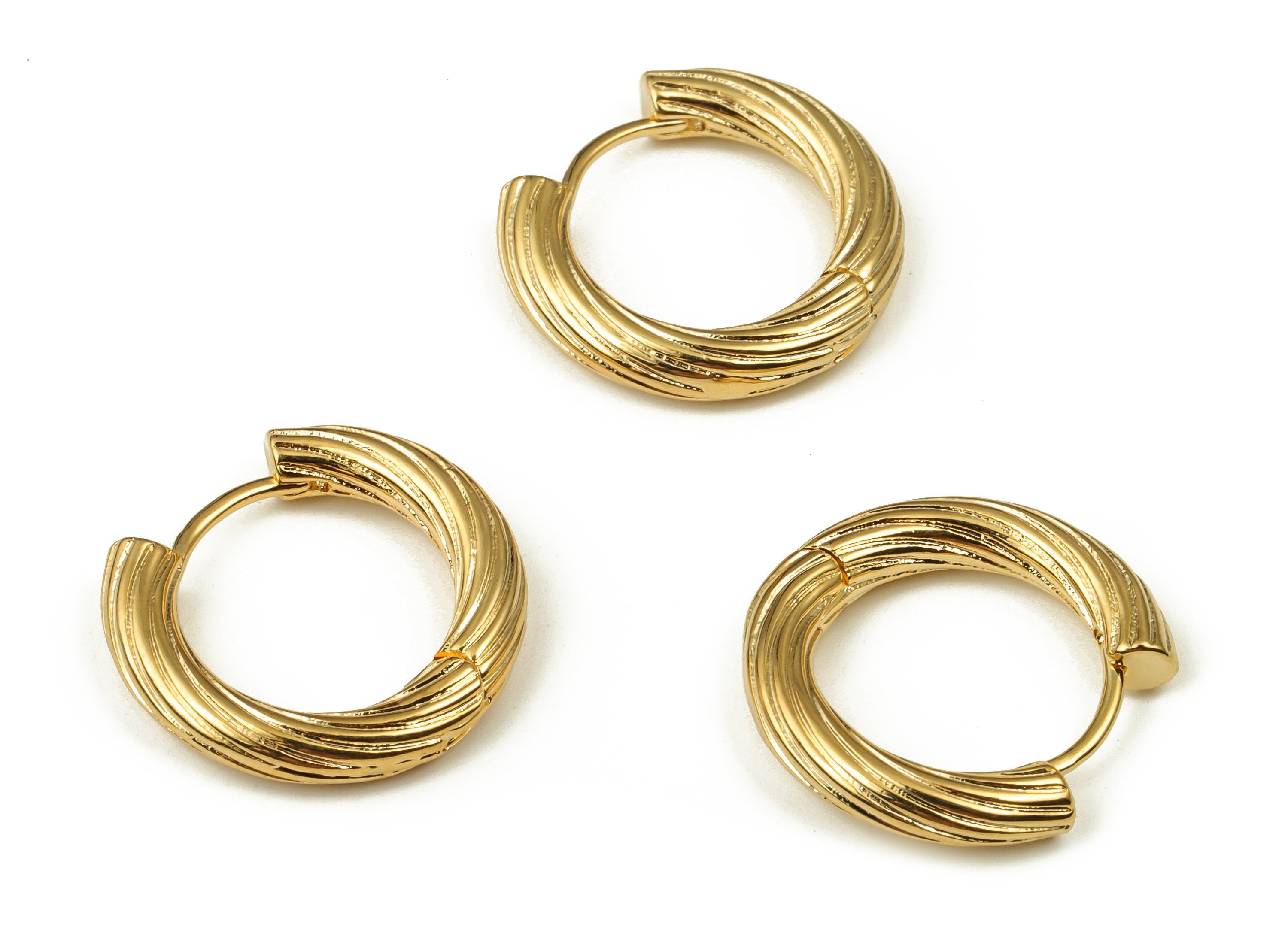 Brass Wave Rounded Hoop Earrings - Huggie Earrings - 18k Gold One Touch Lever Rounded Hoop - Jewelry Supplies -21.59x21.05x3.88mm- RGP4019 - DOMEDBAZAAR
