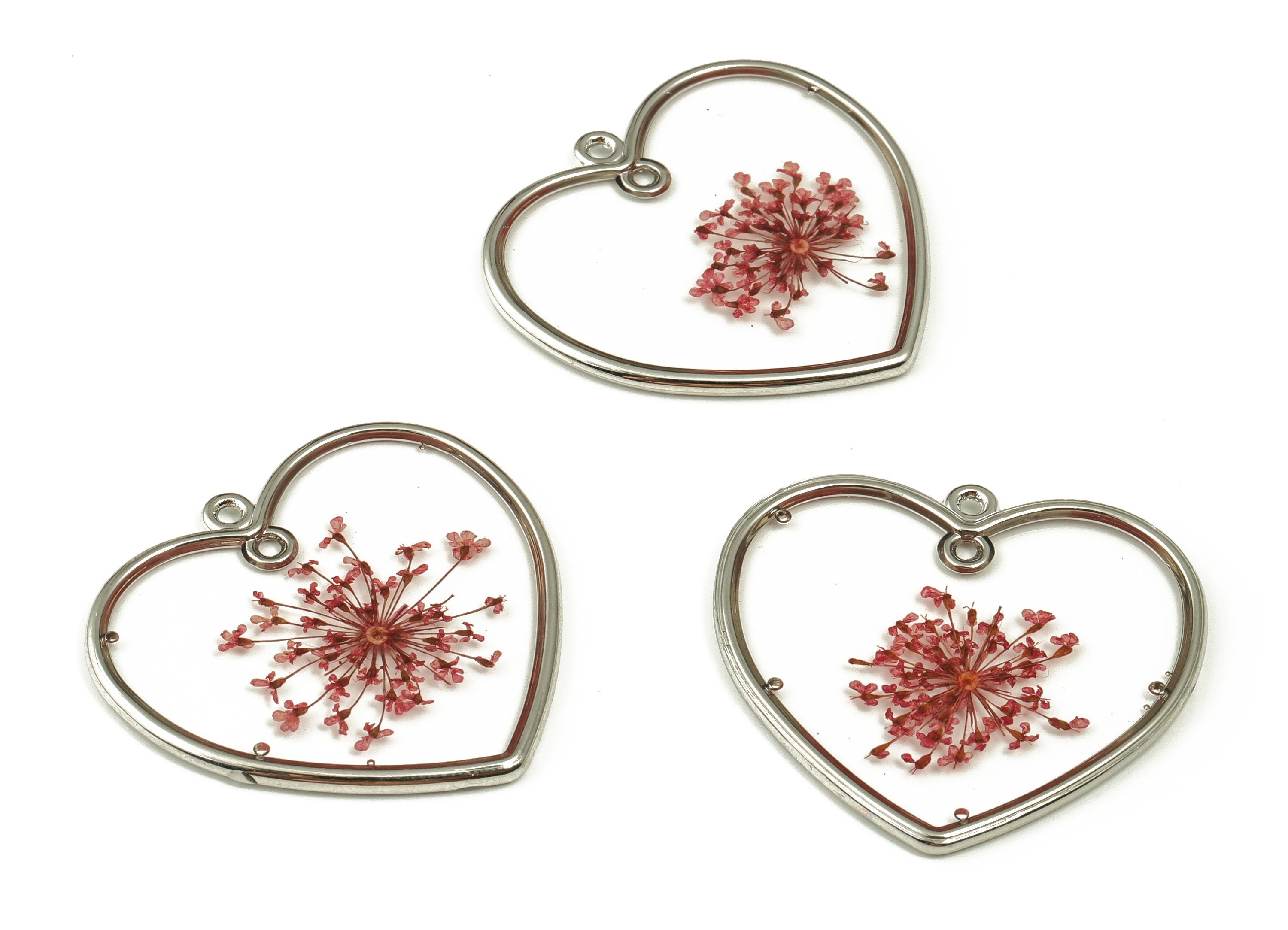 Resin Heart Shaped Charm - Dried Flower Jewelry - Real Flower charms -Resin Jewelry - Silver Tone Plated Alloy -32.84x34.9x1.98mm- RC1188 - DOMEDBAZAAR